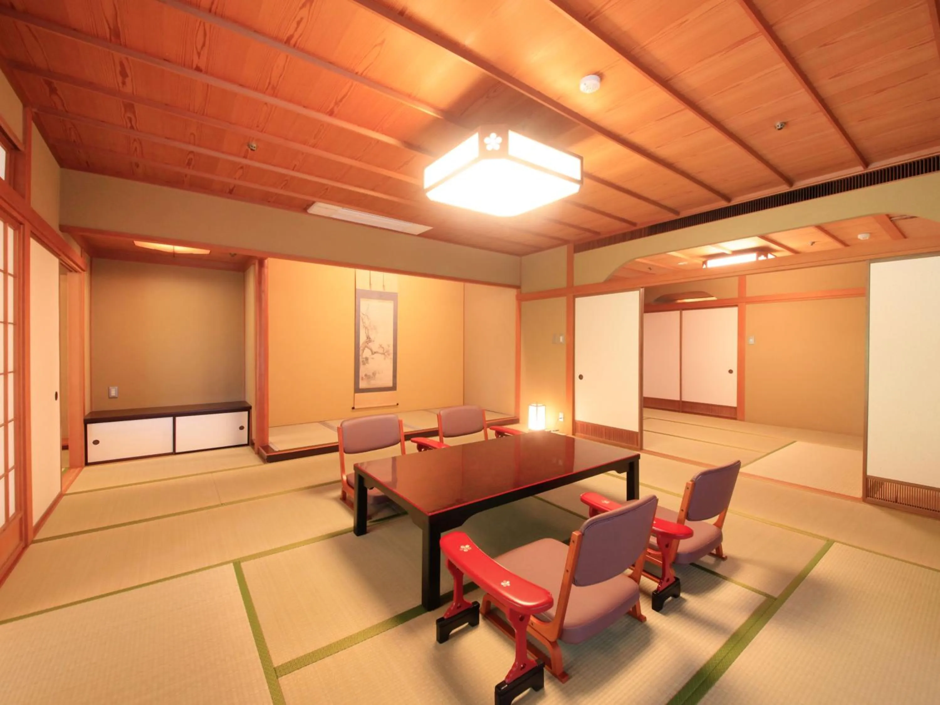 Yamashiro Onsen Miyabi no Yado Kaga Hyakumangoku