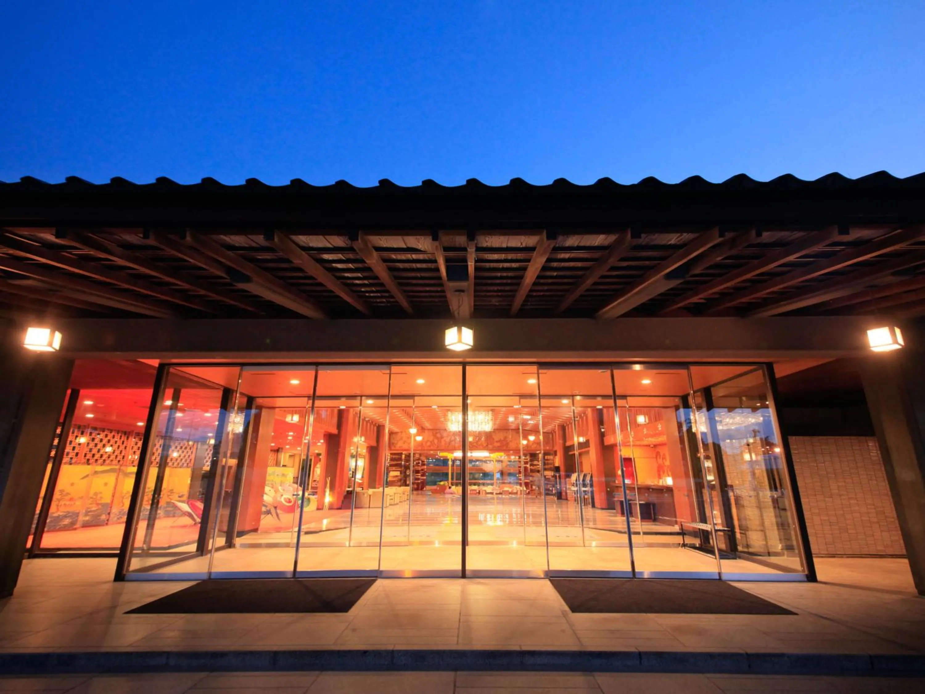 Facade/entrance in Yamashiro Onsen Miyabi no Yado Kaga Hyakumangoku