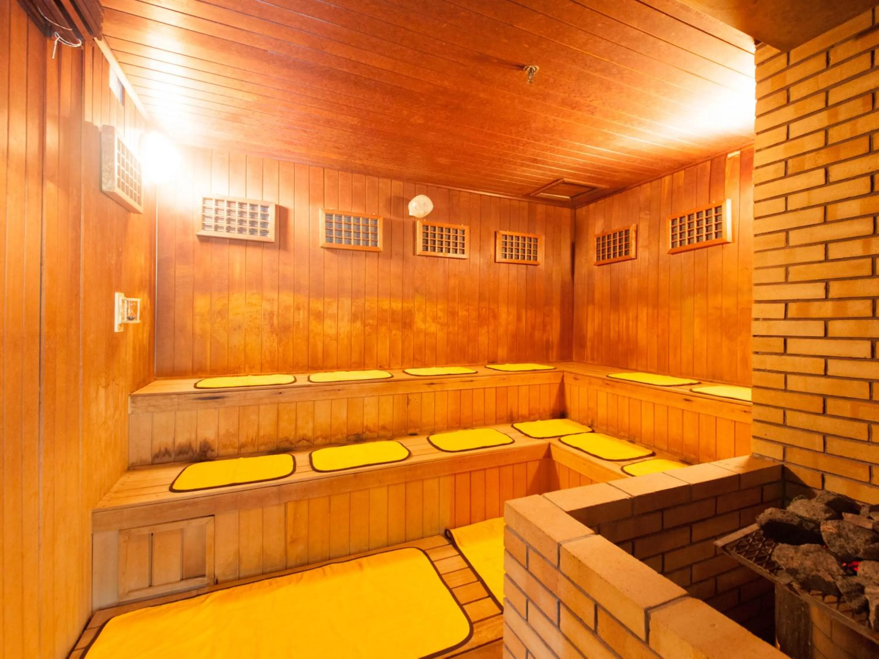 Yamashiro Onsen Miyabi no Yado Kaga Hyakumangoku