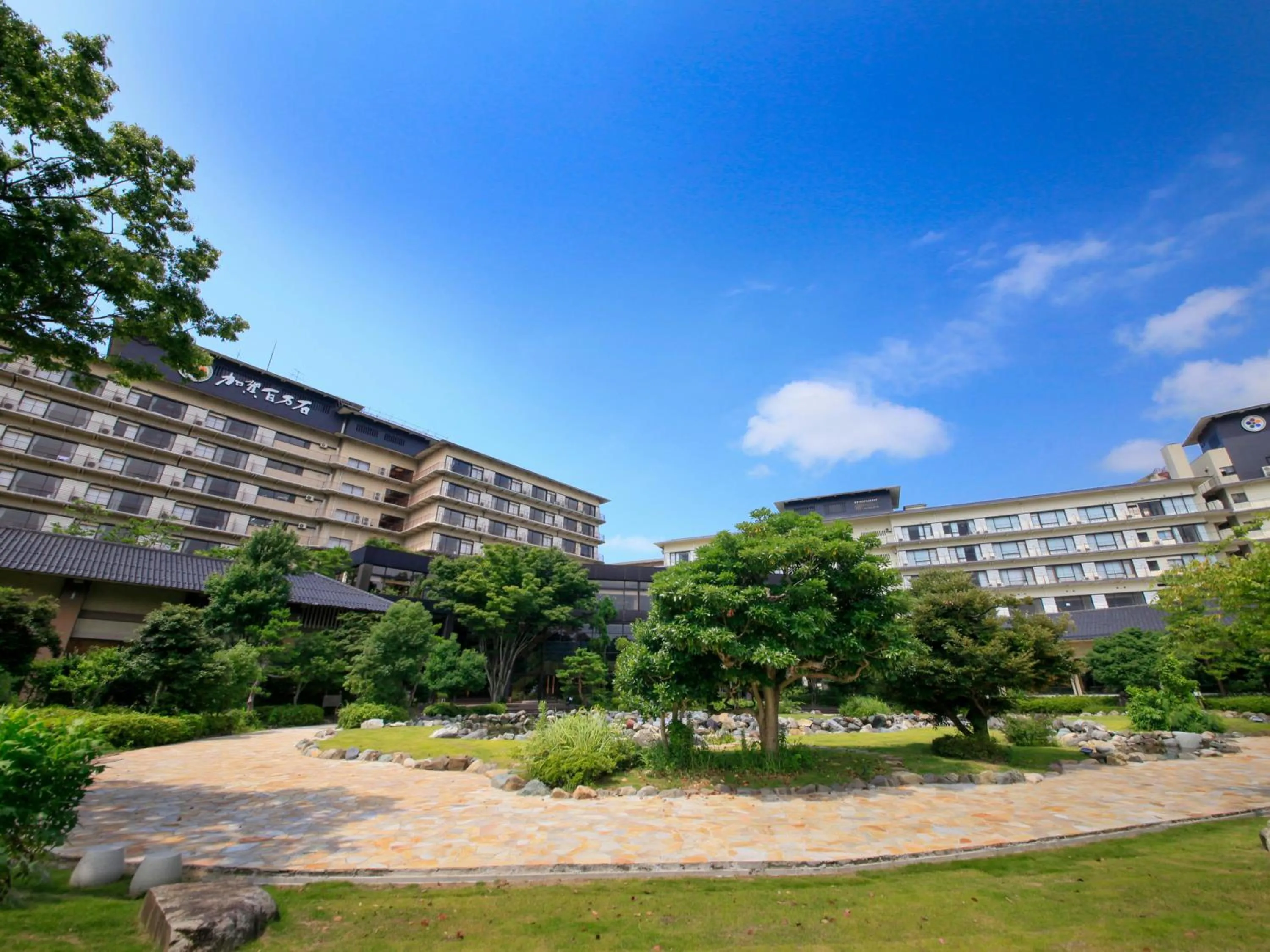 Property building in Yamashiro Onsen Miyabi no Yado Kaga Hyakumangoku