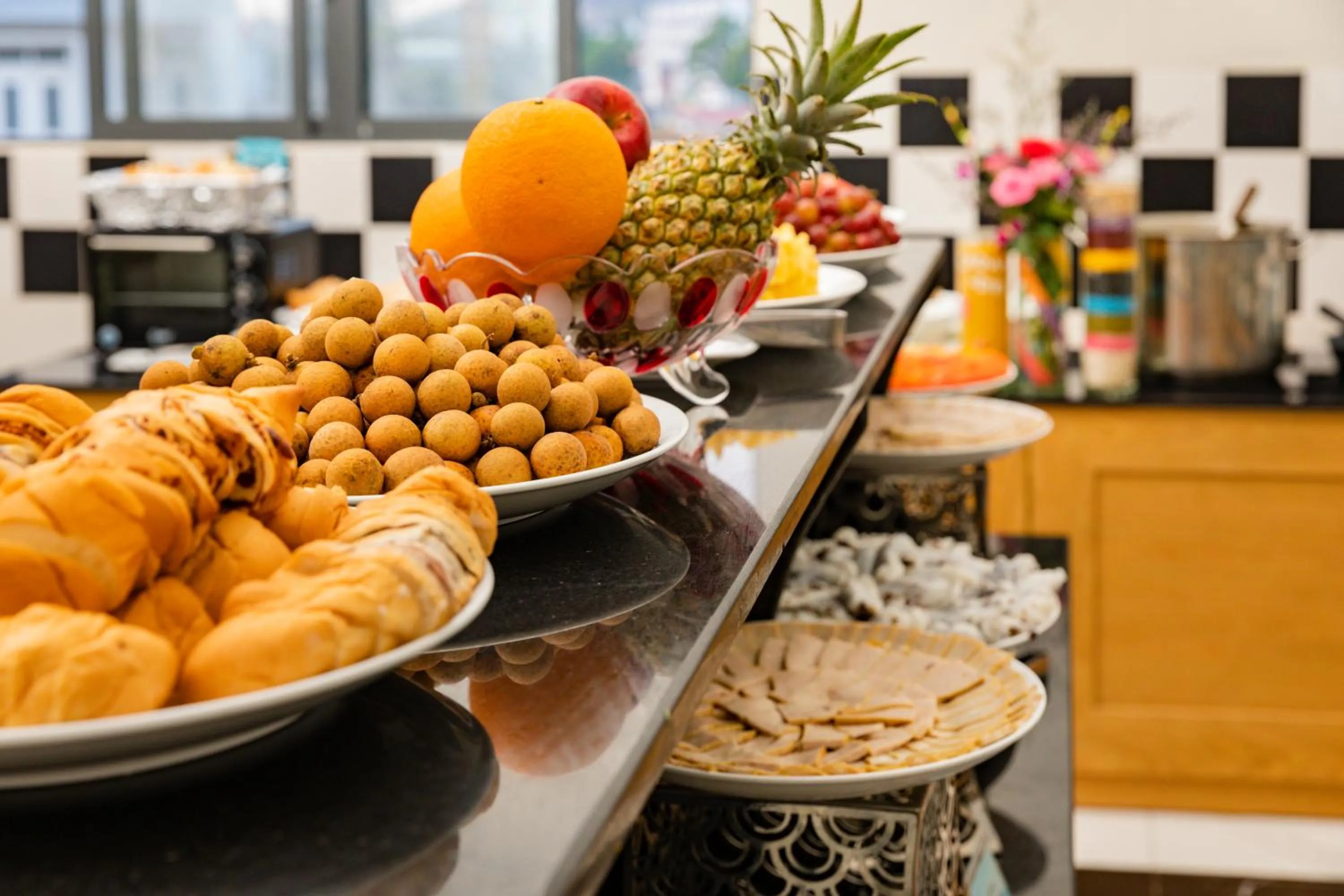 Food and drinks in Crown Hotel Nha Trang