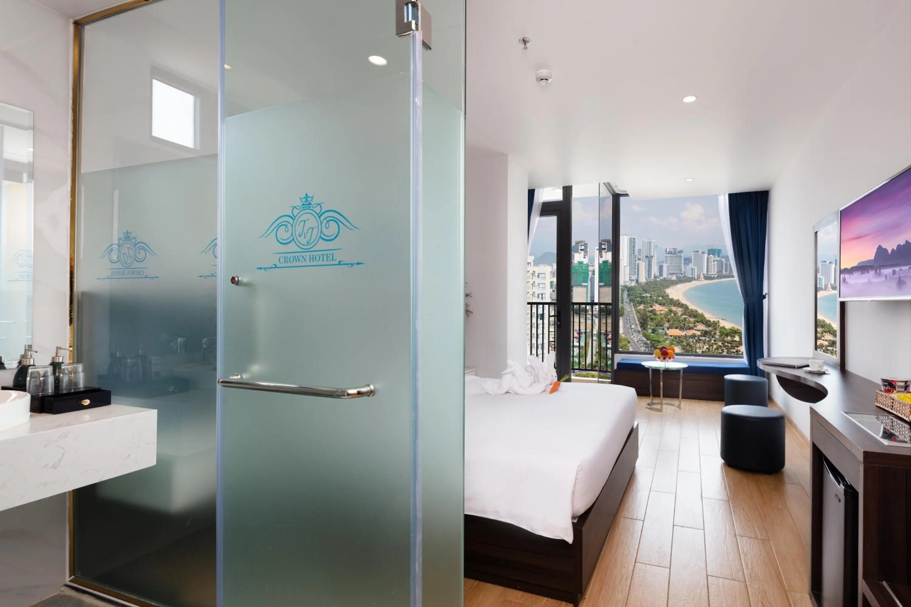 Bed in Crown Hotel Nha Trang