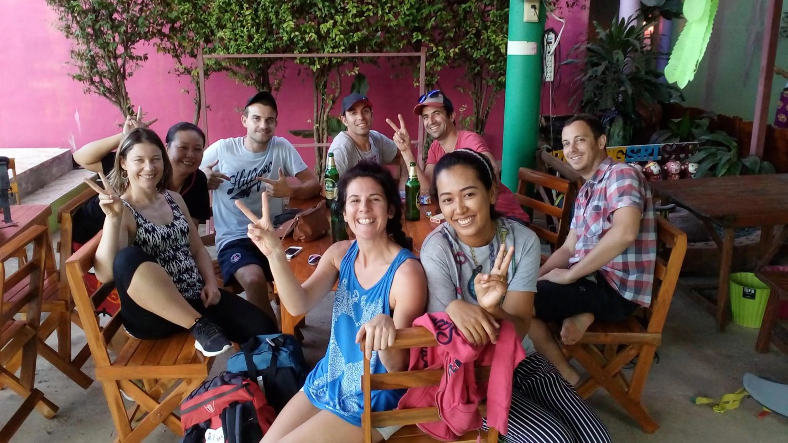 Food and drinks in RuengsriSiri Guesthouse