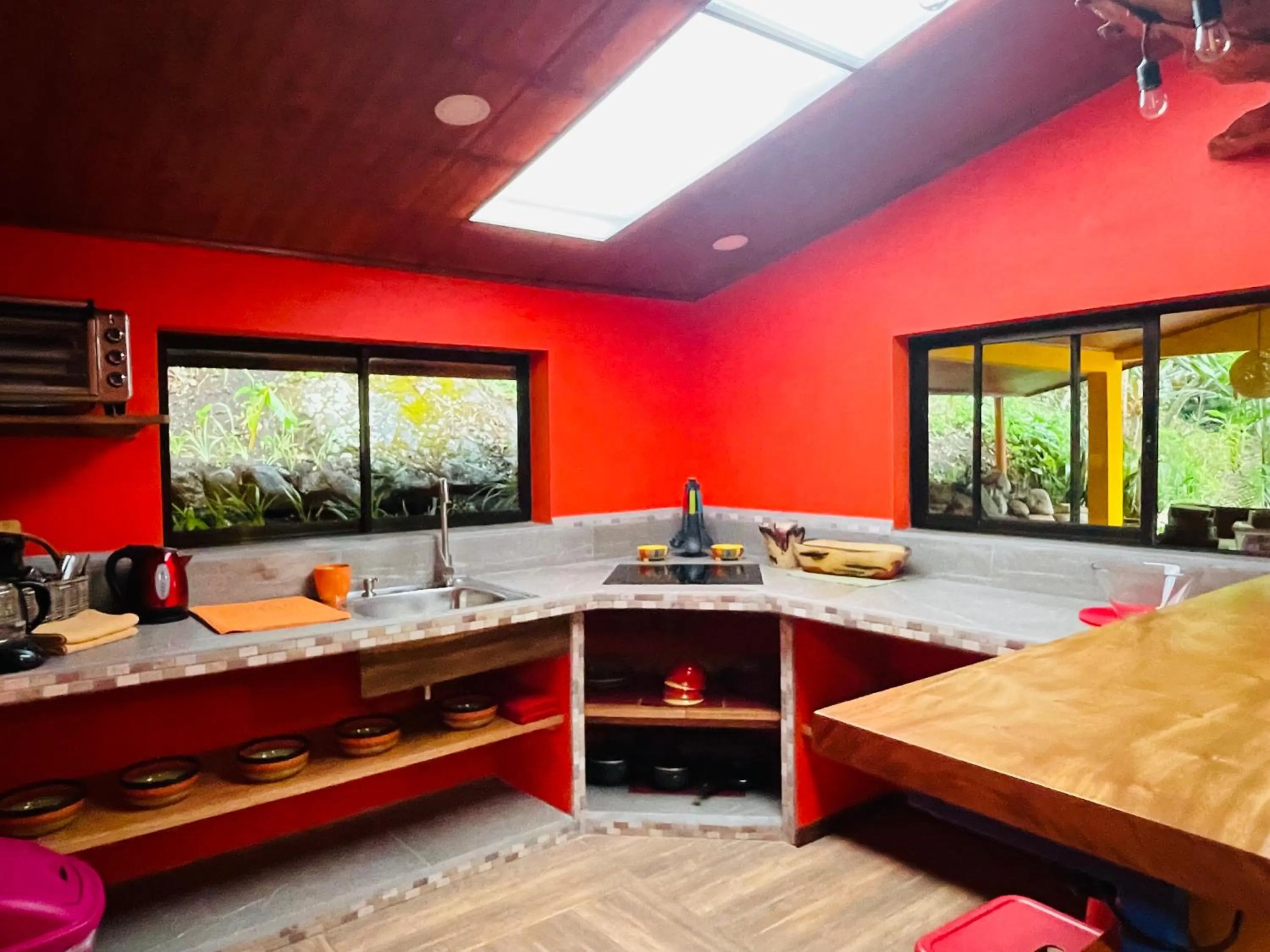 kitchen in El Sol Monteverde