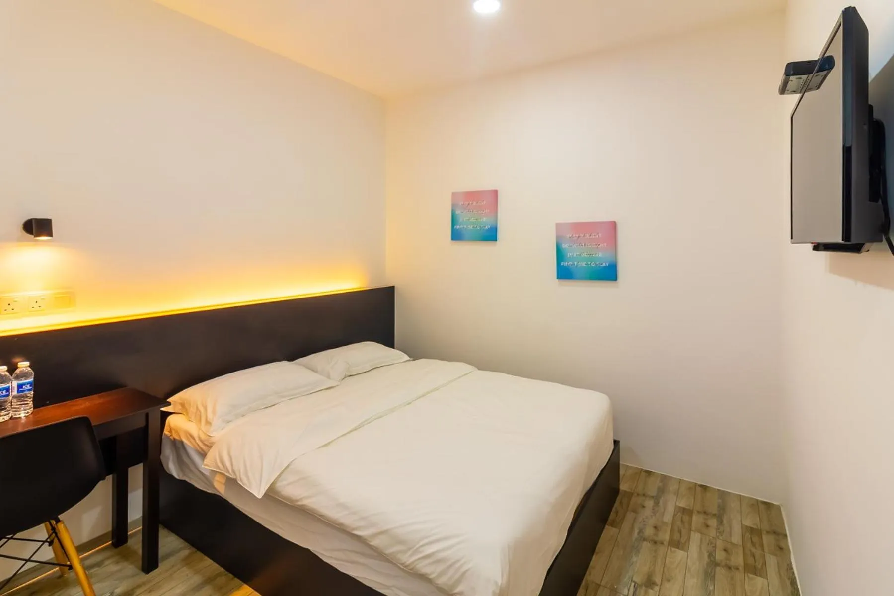 Bed in Tambun Warm Hotel