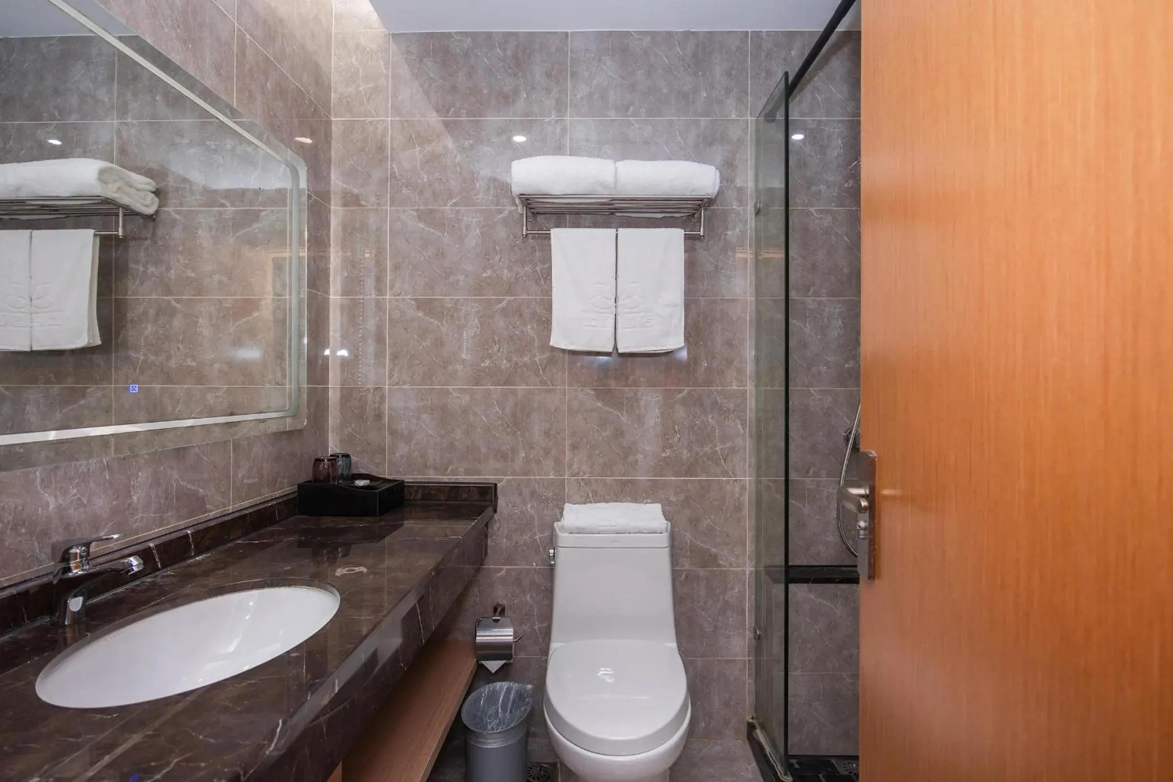 Deluxe Double Room - single occupancy in Future Shangju Hotel Deluxe Double Room - single occupancy in Future Shangju Hotel