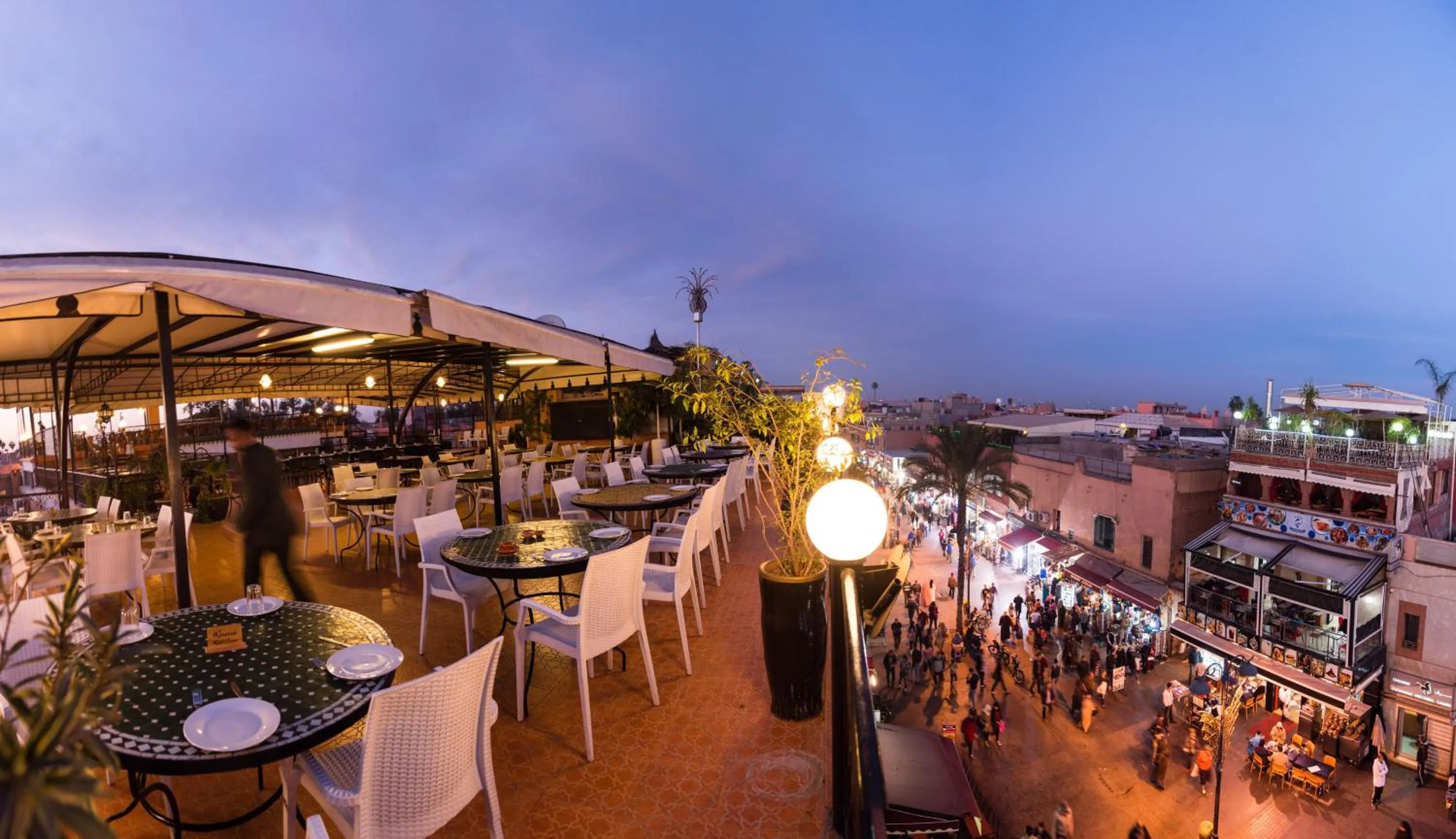 Street view in Riad Omar