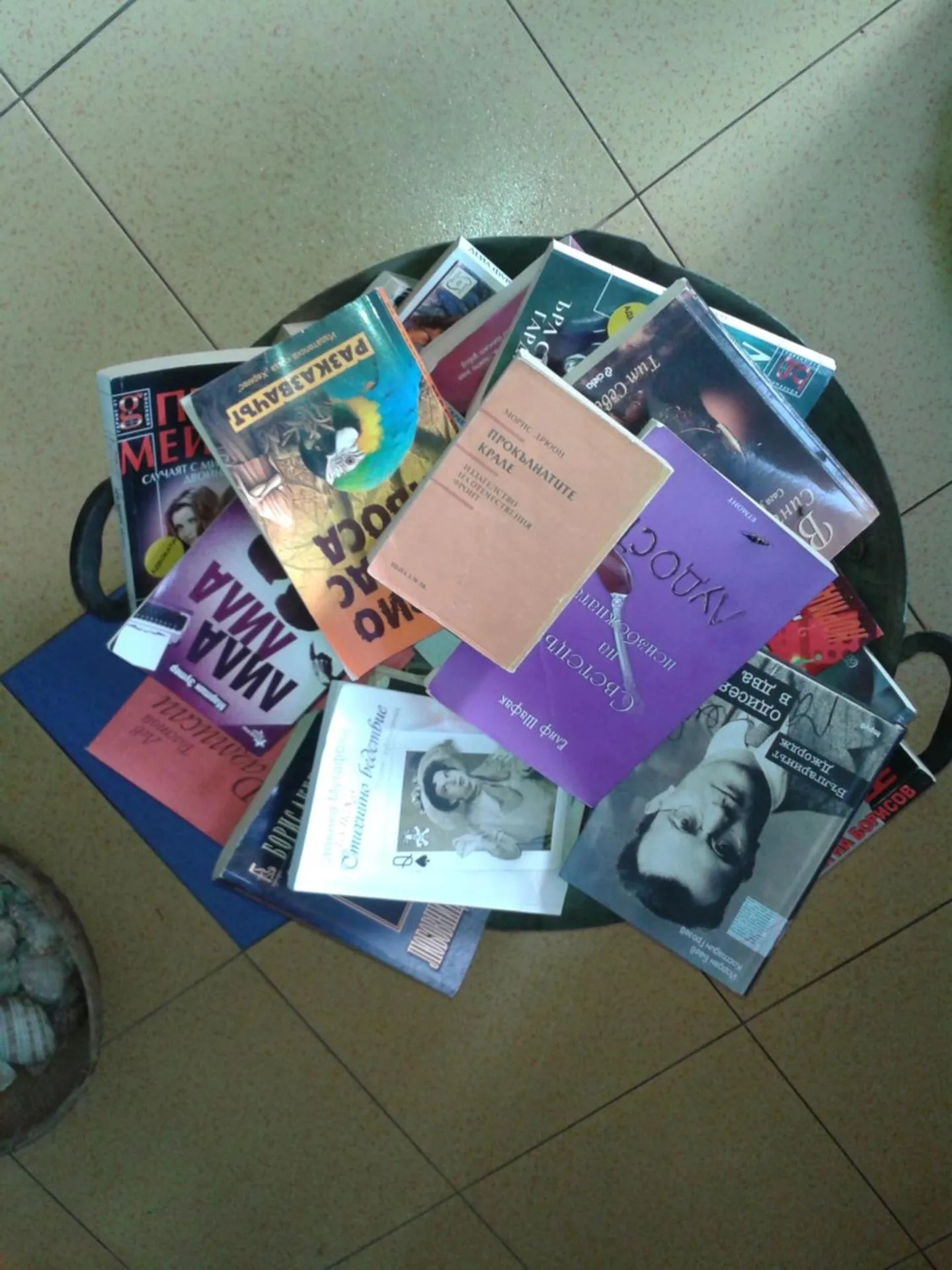 Decorative detail in The Colourful Mansion Hotel