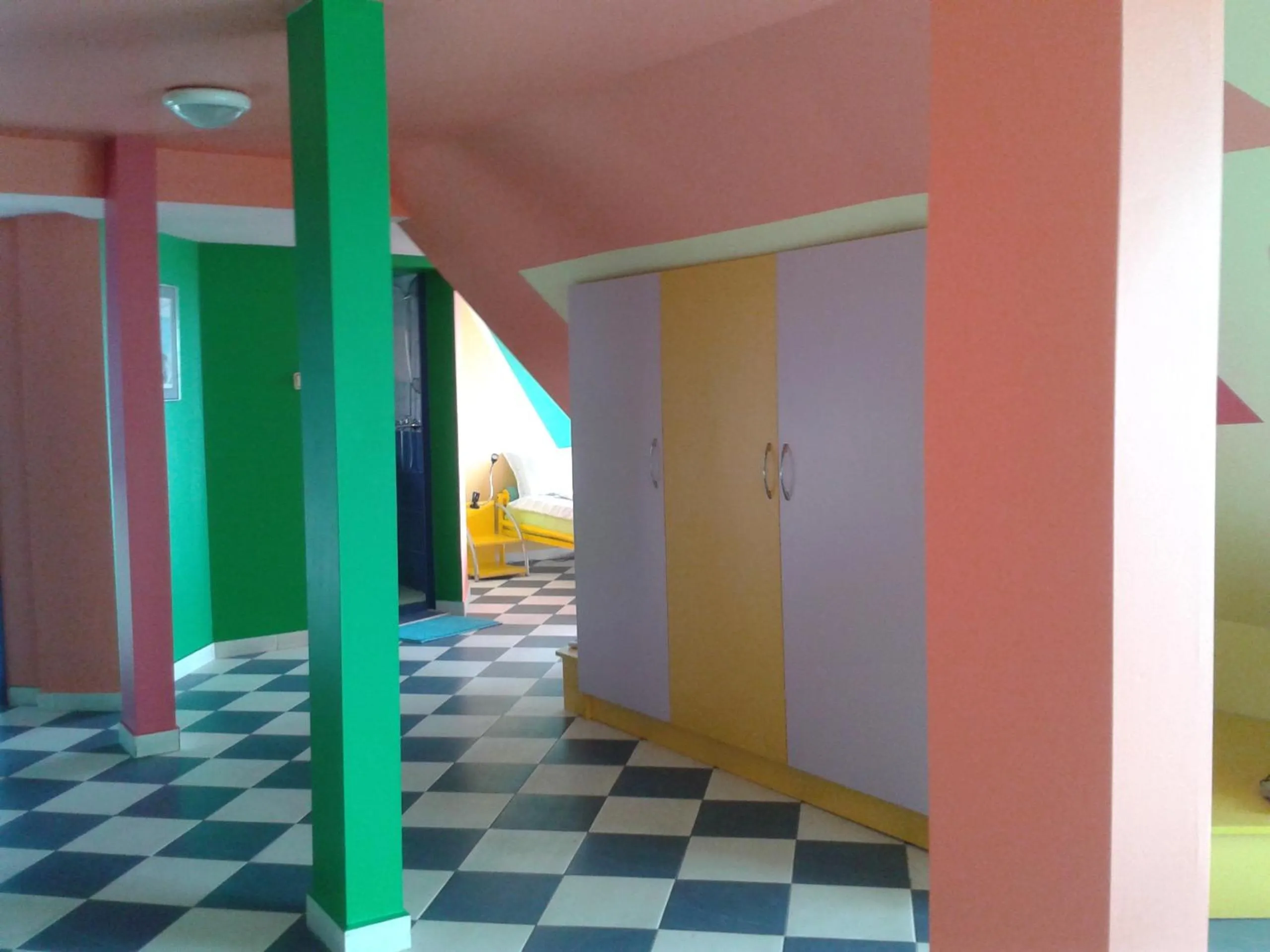 Photo of the whole room in The Colourful Mansion Hotel