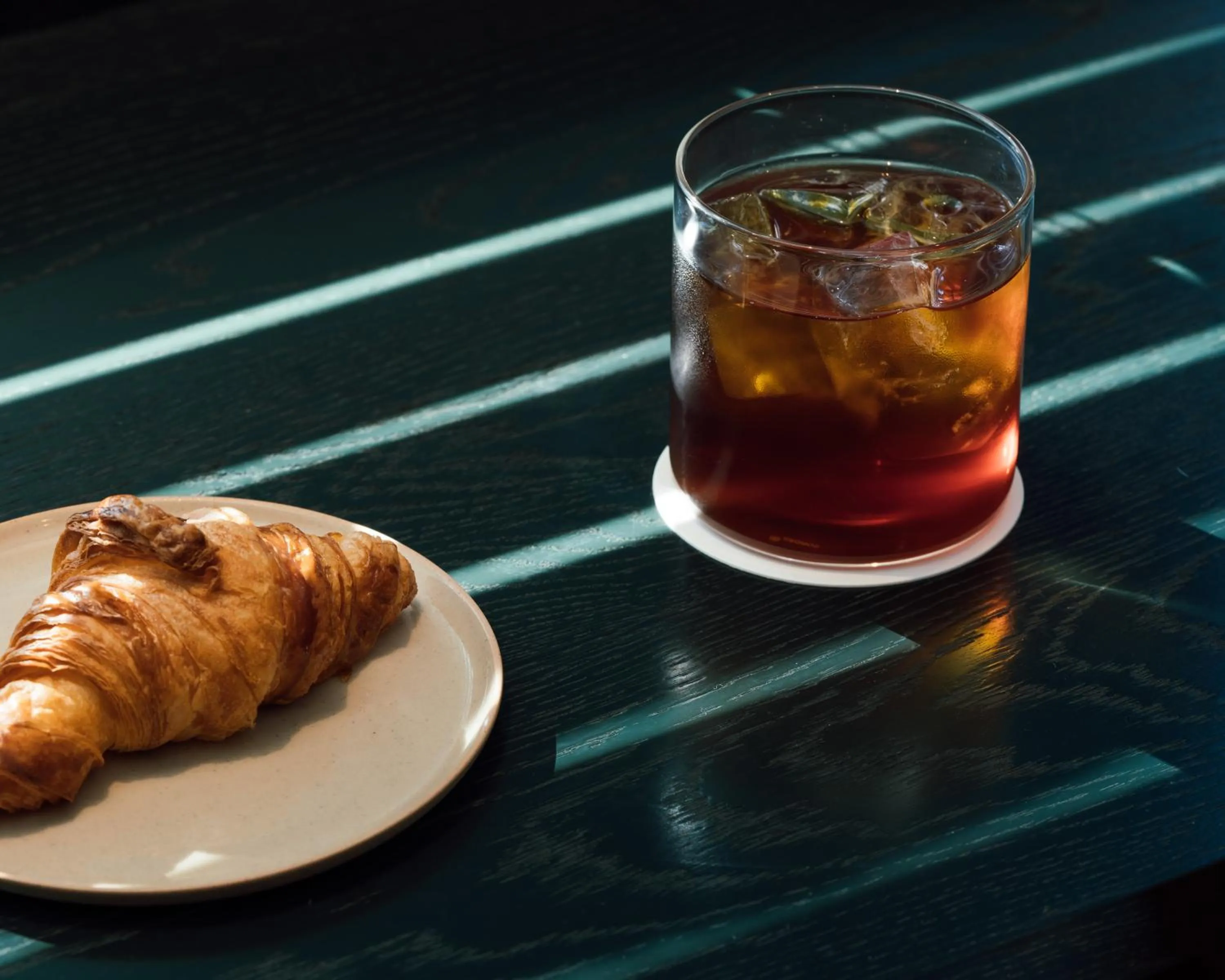 Food and drinks in DDD HOTEL