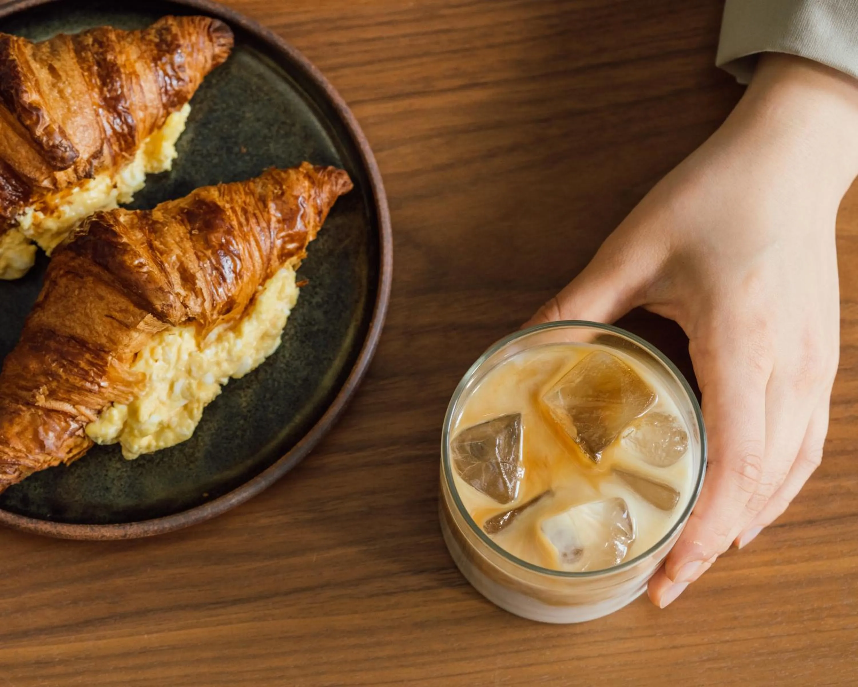 Restaurant/places to eat in DDD HOTEL