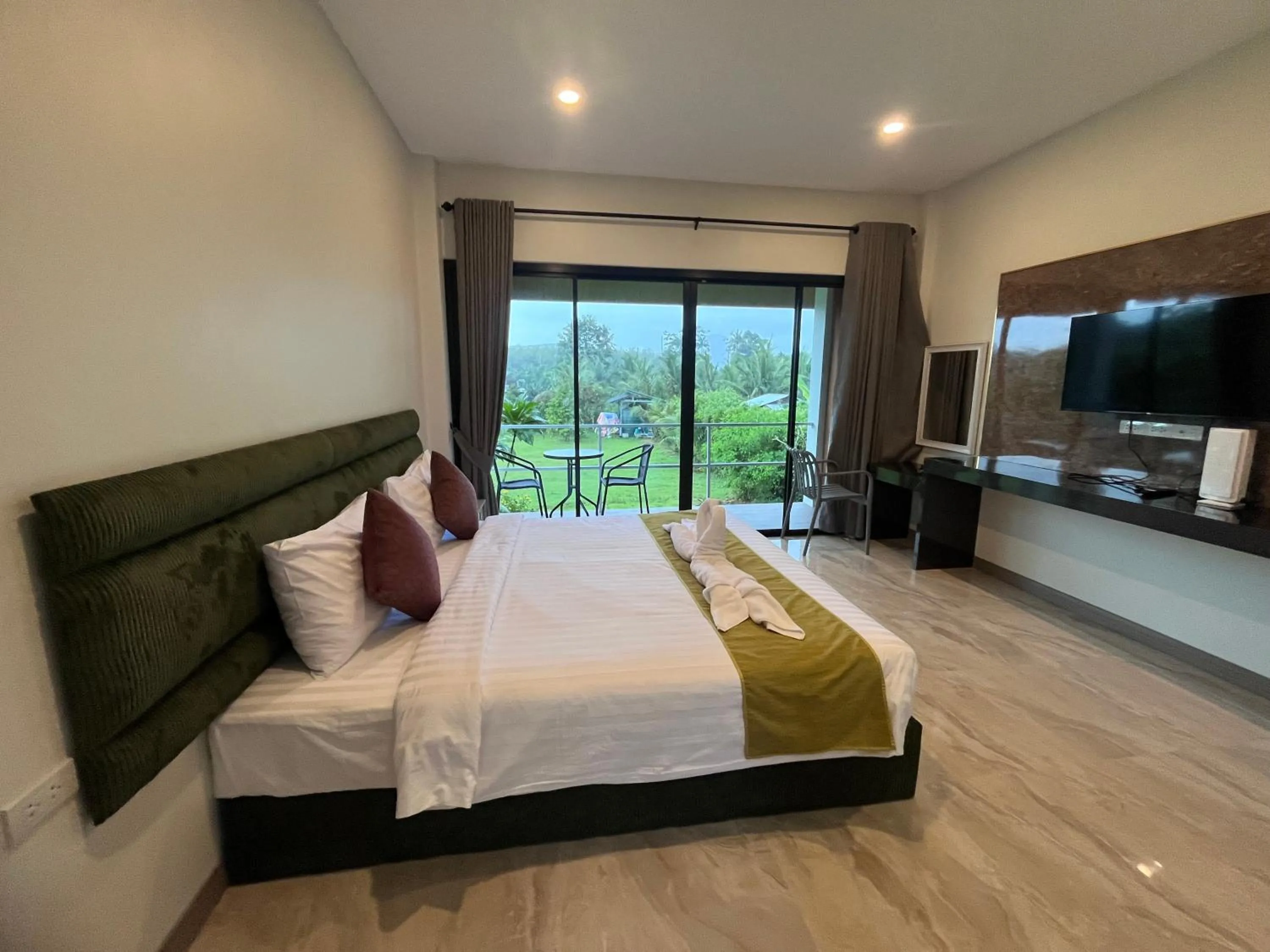 Bed in Marigold Aonang Resort