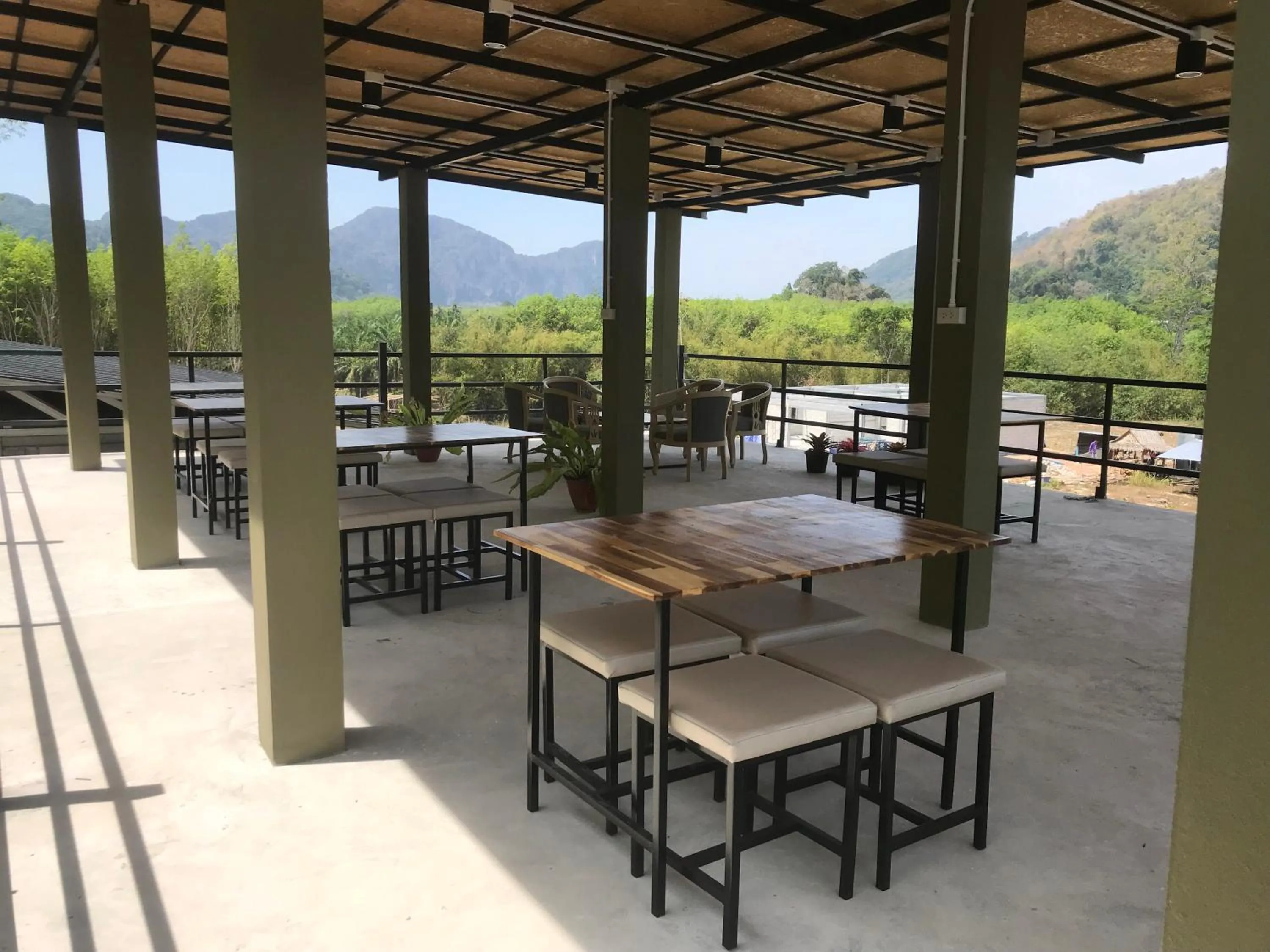 Restaurant/places to eat in Marigold Aonang Resort