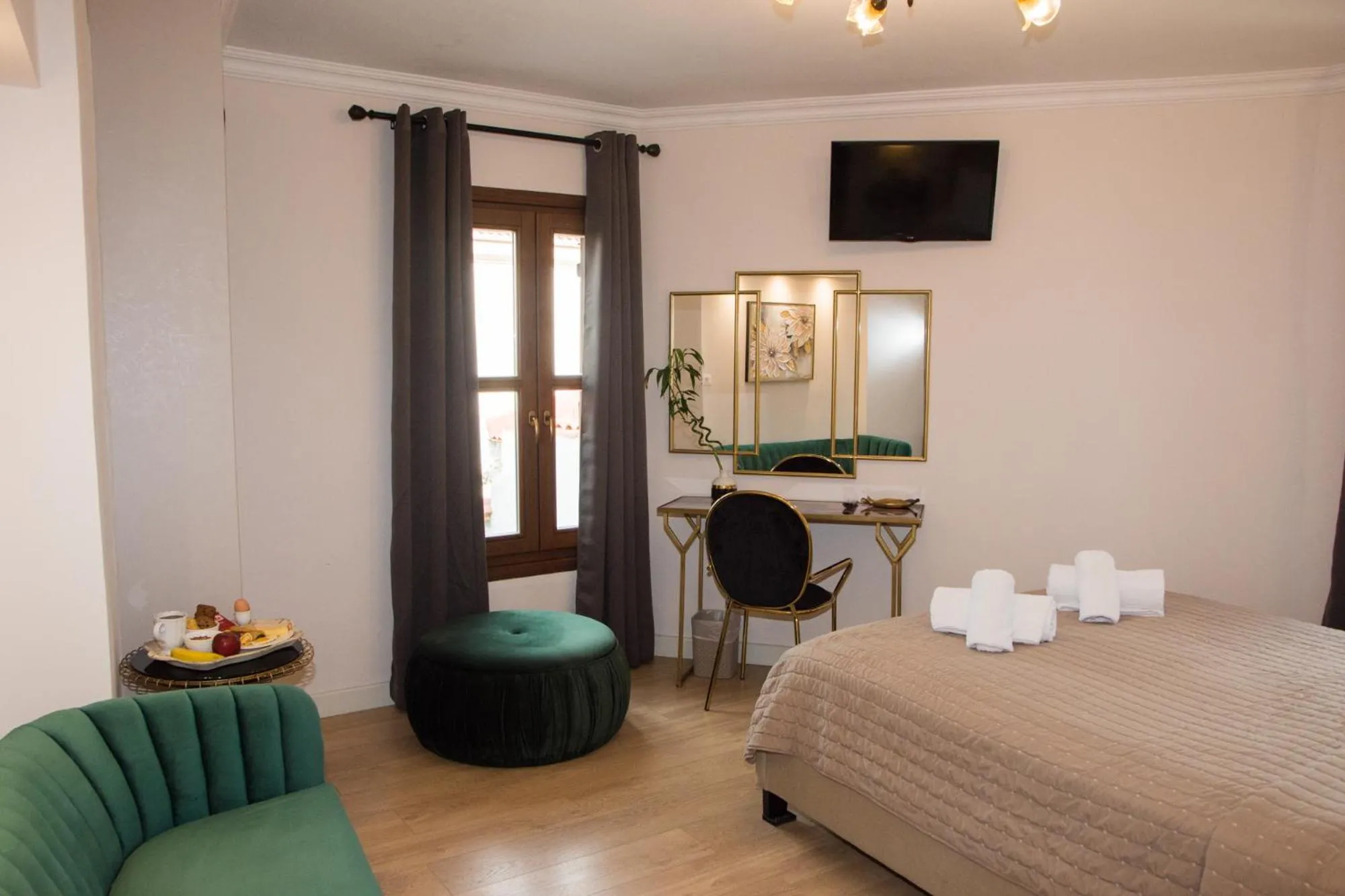 Bed in Arxontiko Hotel