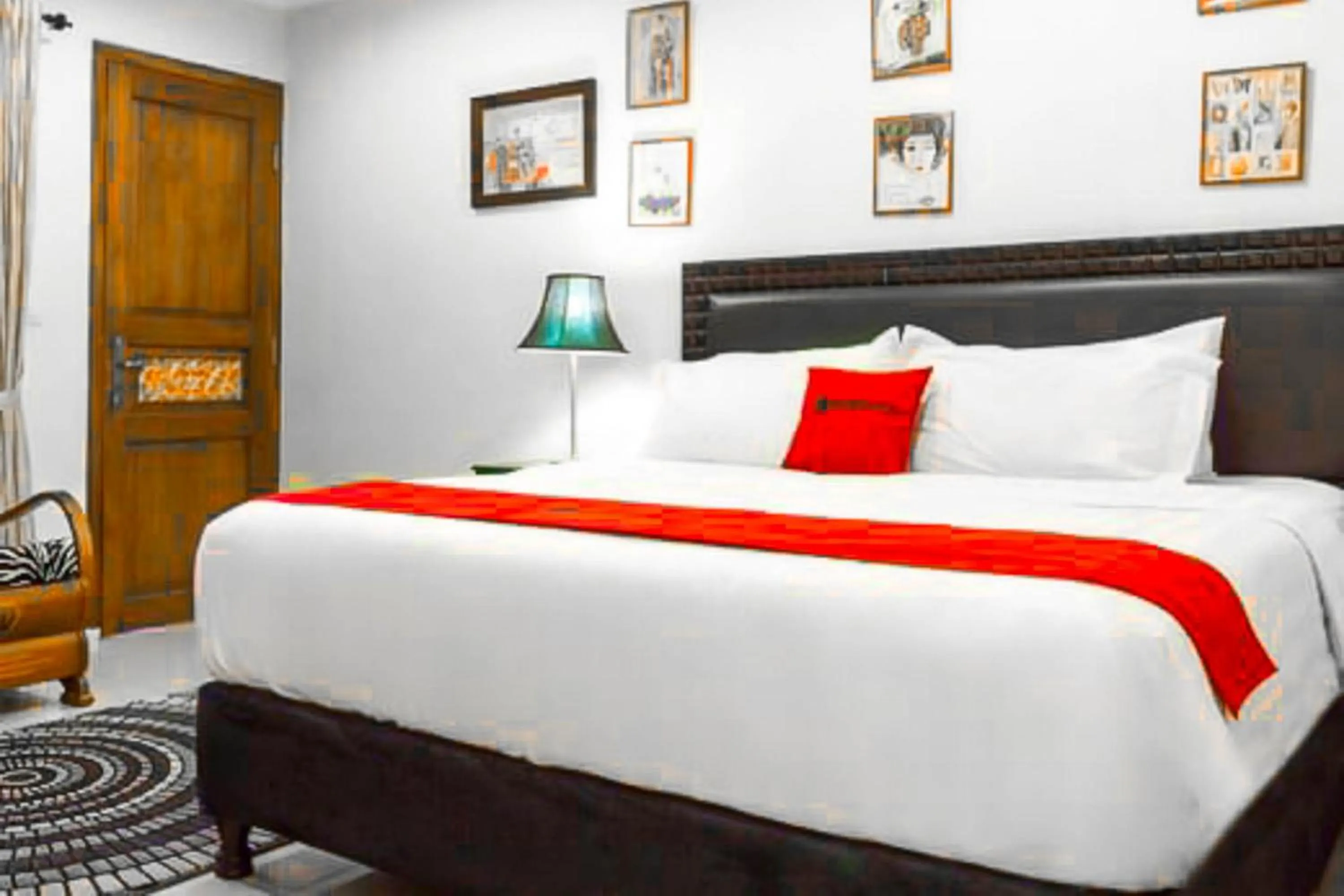 Bedroom, Bed in RedDoorz near Gasibu Bandung