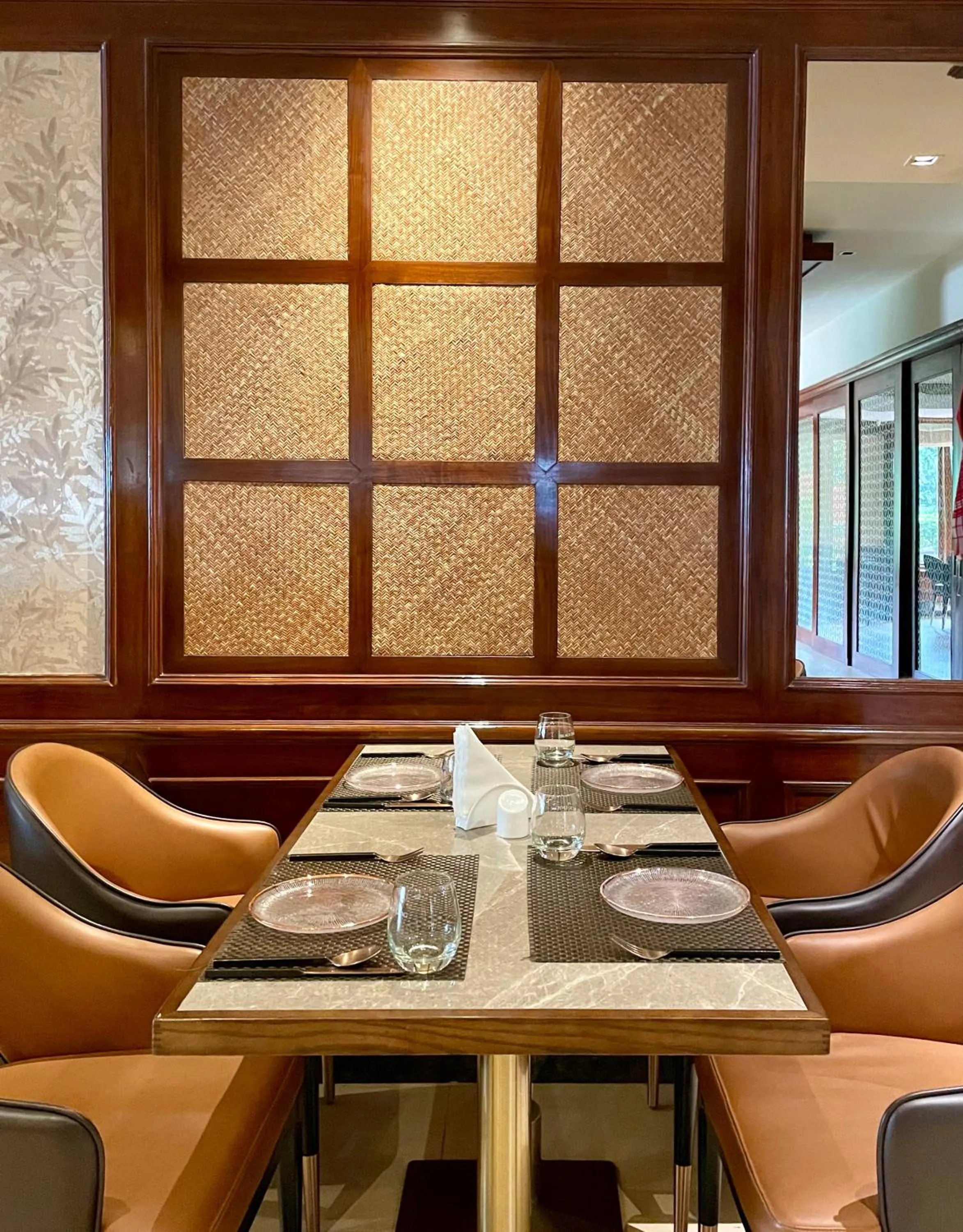 Restaurant/places to eat in The Greenwood Resort, Guwahati