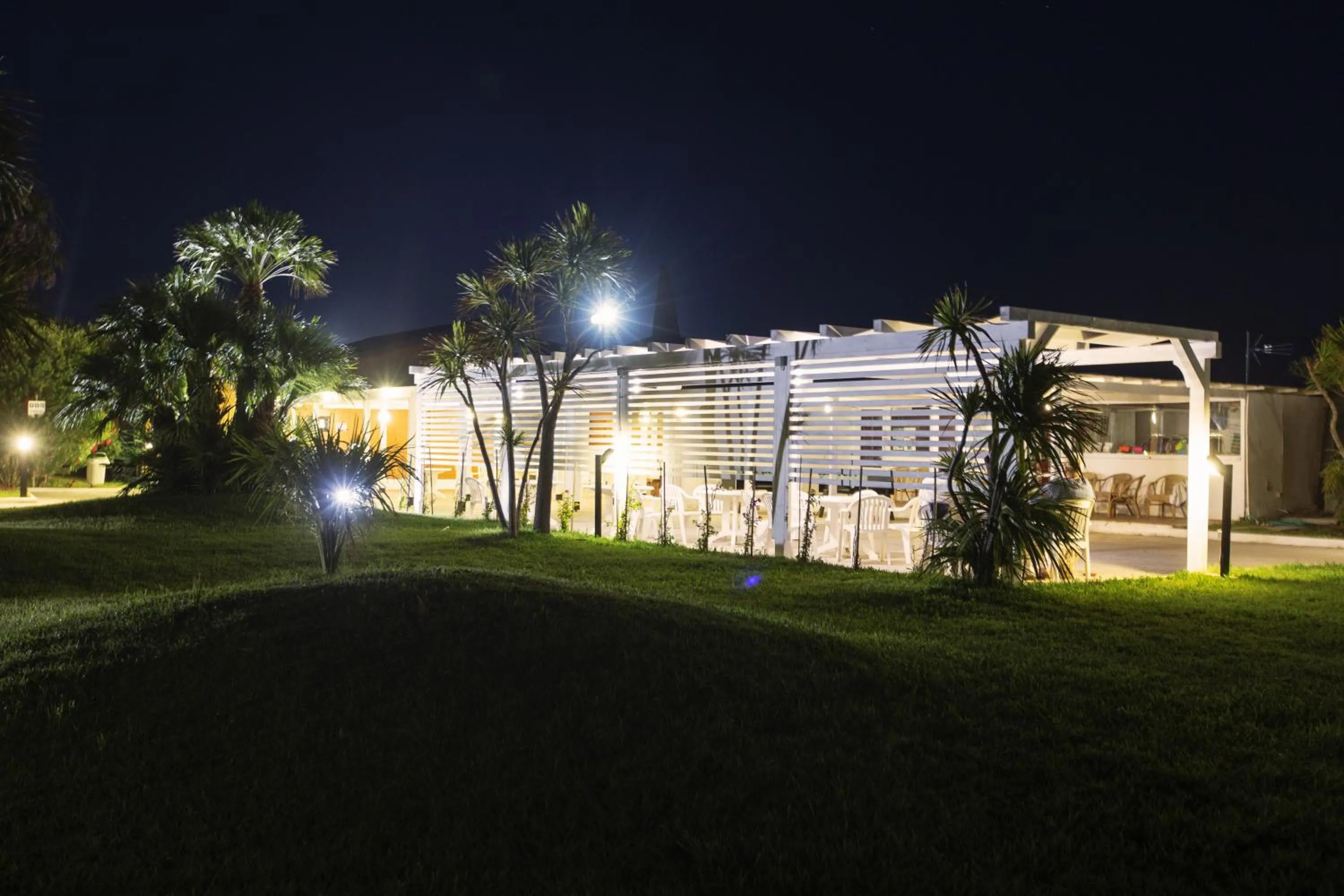 African Beach Hotel-Residence