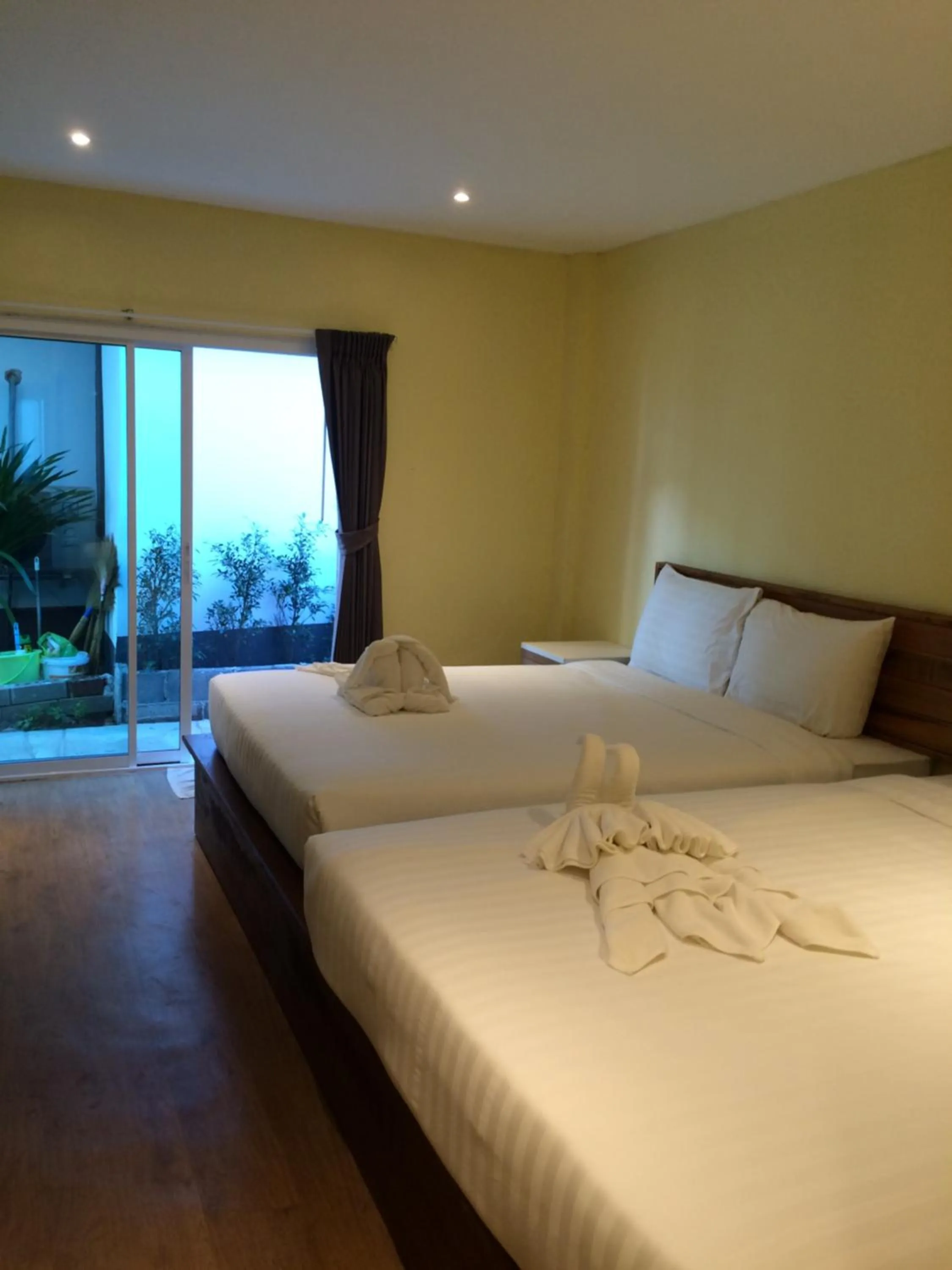 Apple Beachfront Resort