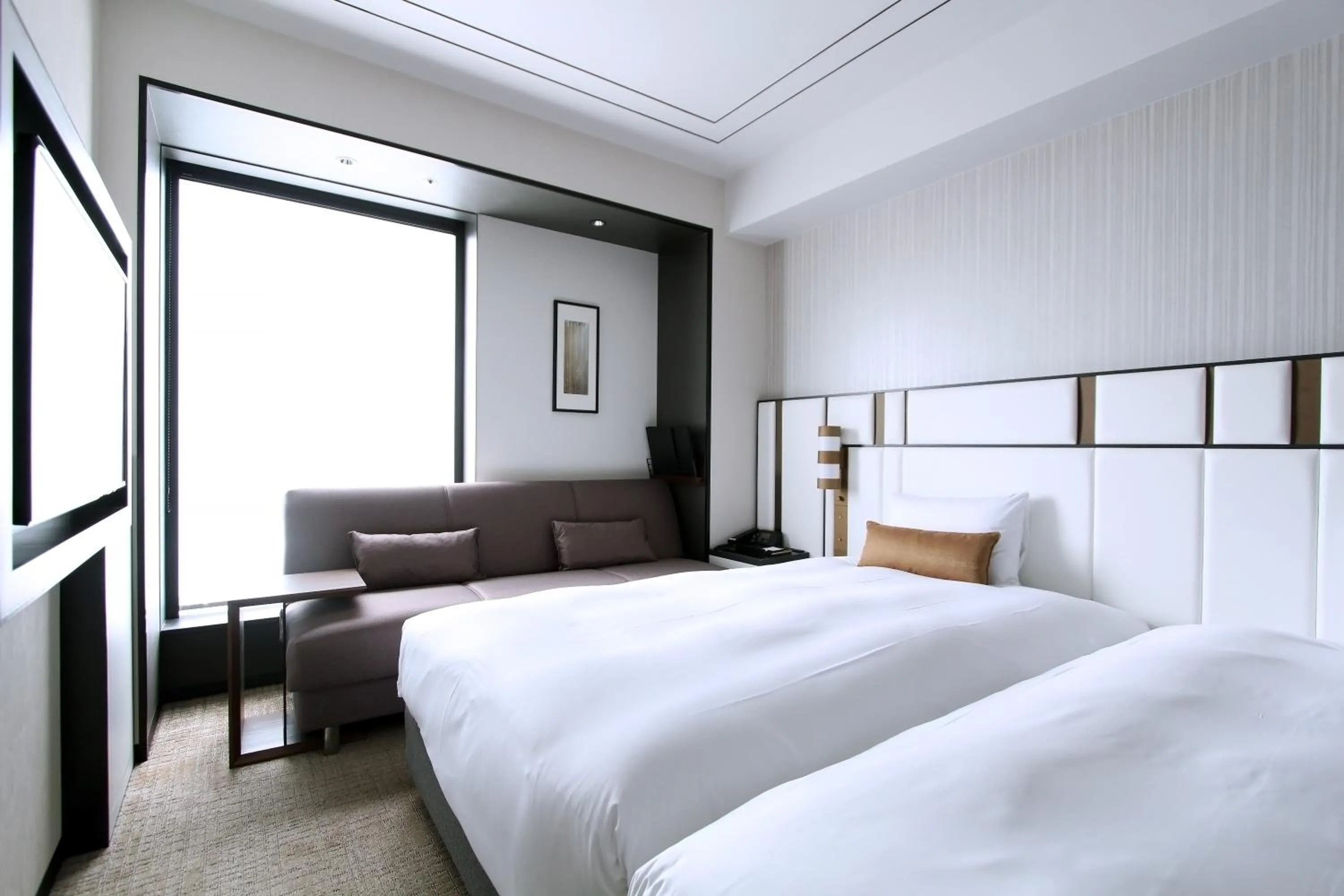 Photo of the whole room, Bed in KOKO HOTEL Premier Nihonbashi Hamacho