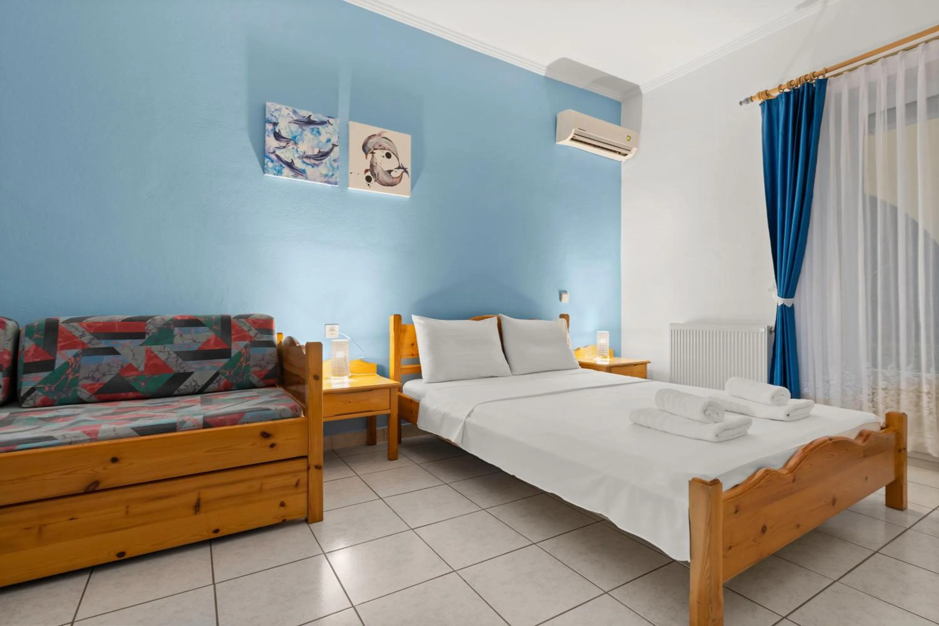 Bedroom, Bed in Delphin Rooms Sivota