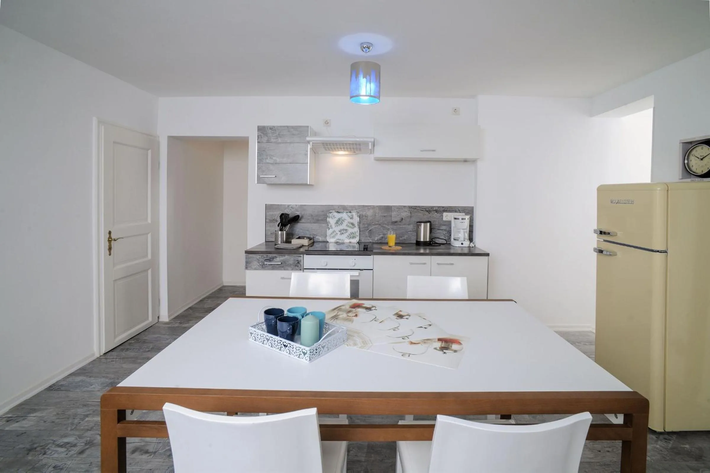 Kitchen or kitchenette in Designpension Traumschloss Hotel Garni