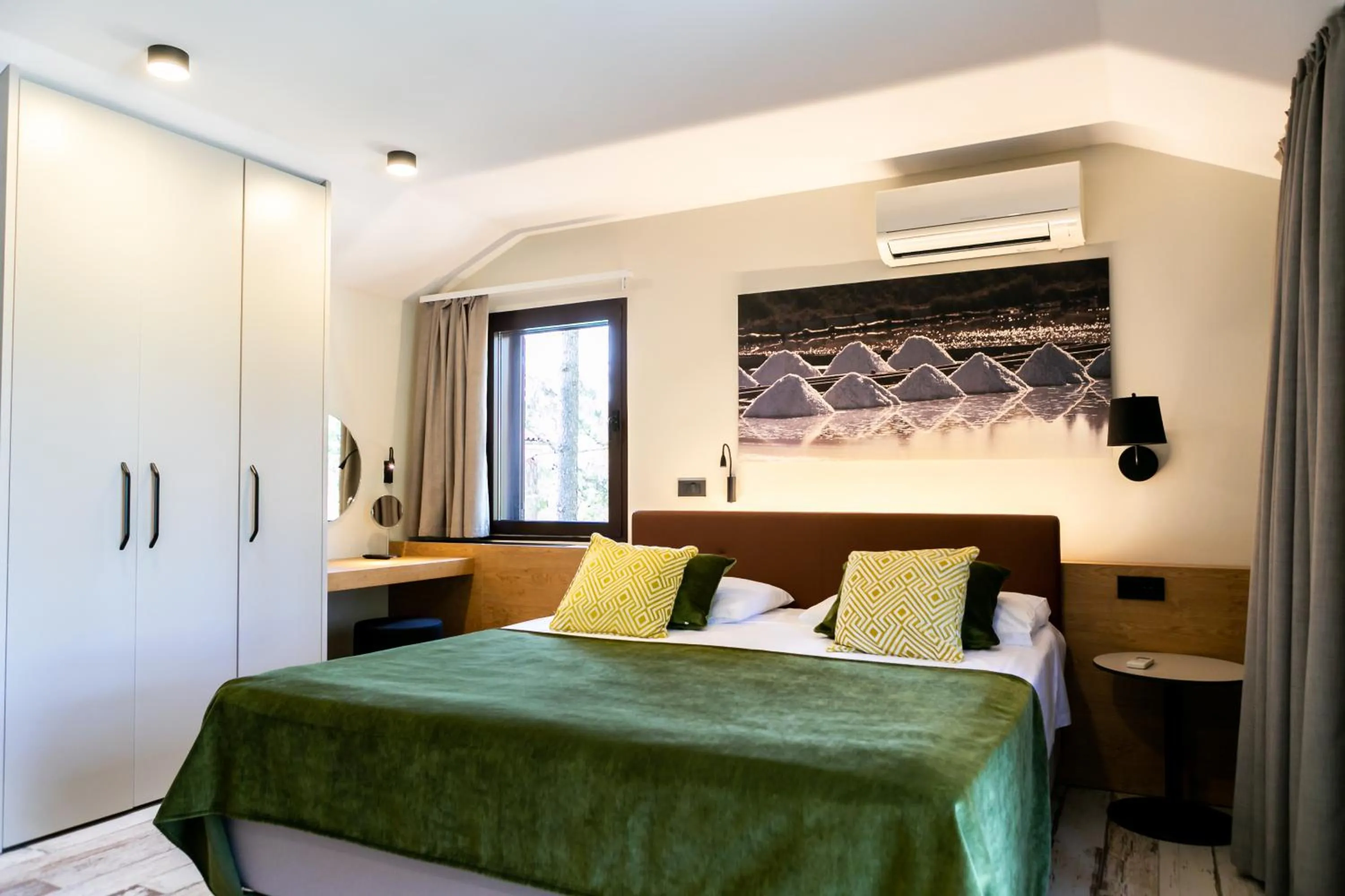 Bedroom, Bed in Hotel Laguna Deluxe - Terme Krka