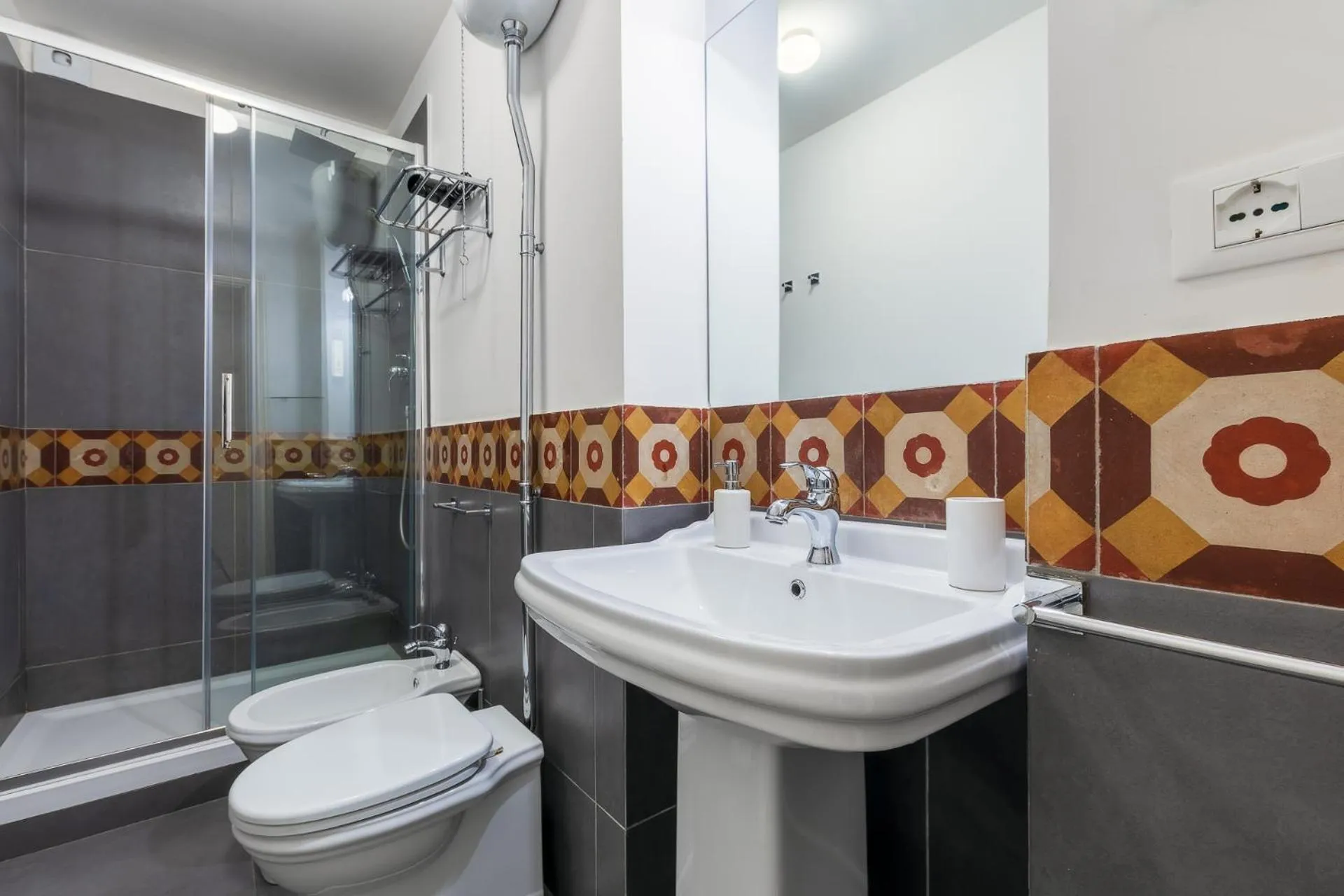 Shower in casa mo room and suite