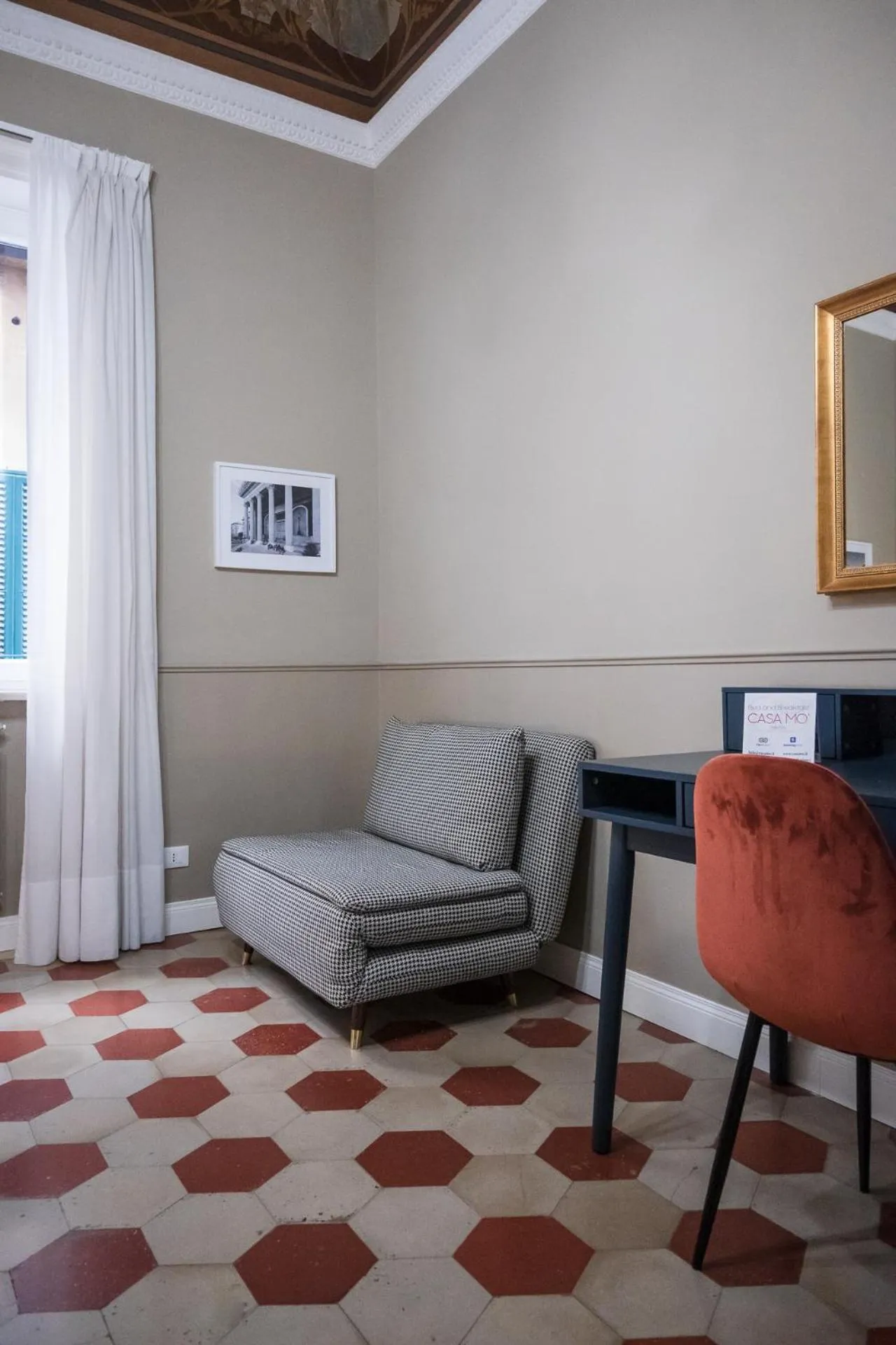 Living room in casa mo room and suite