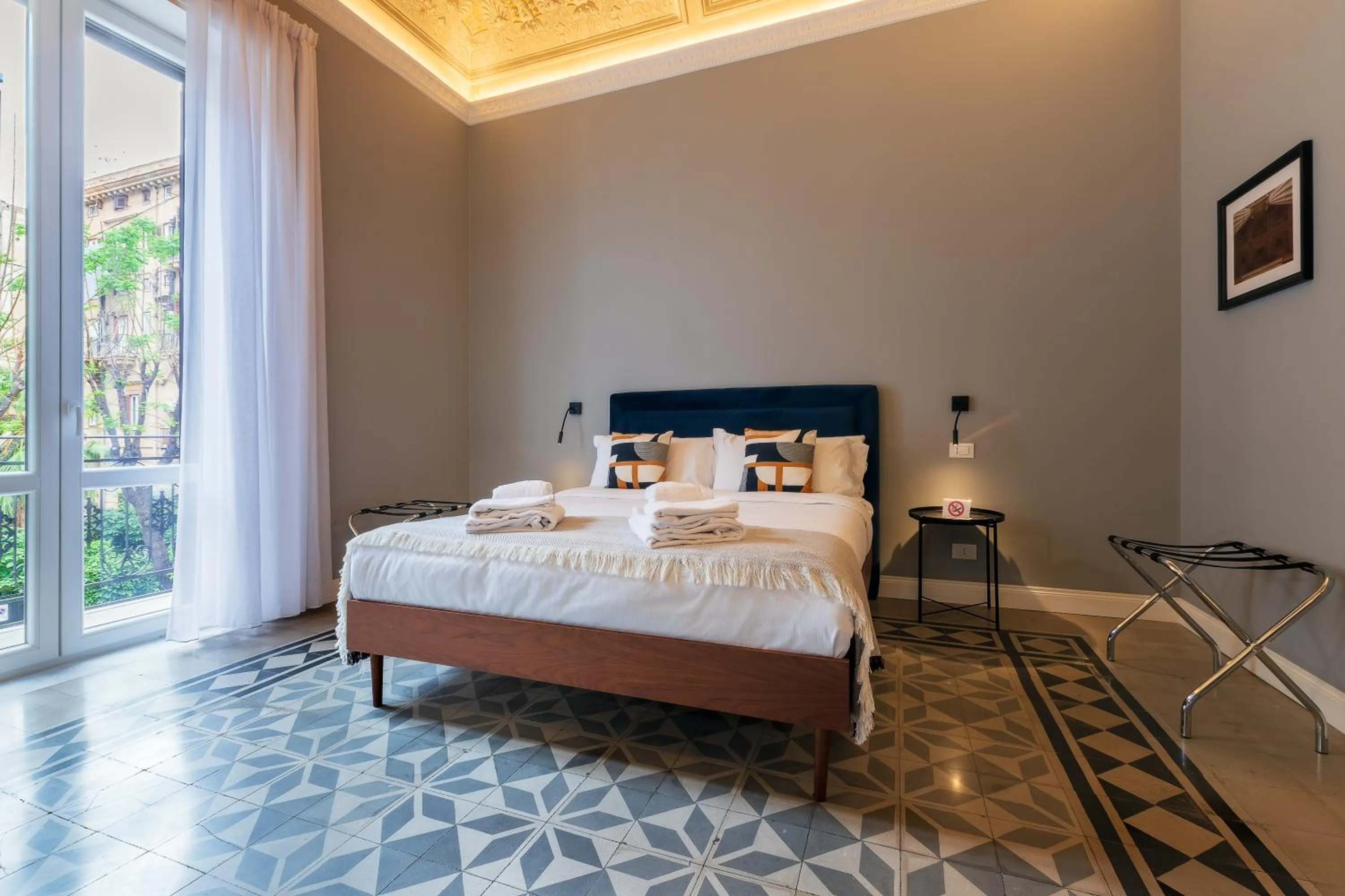 Bed in casa mo room and suite