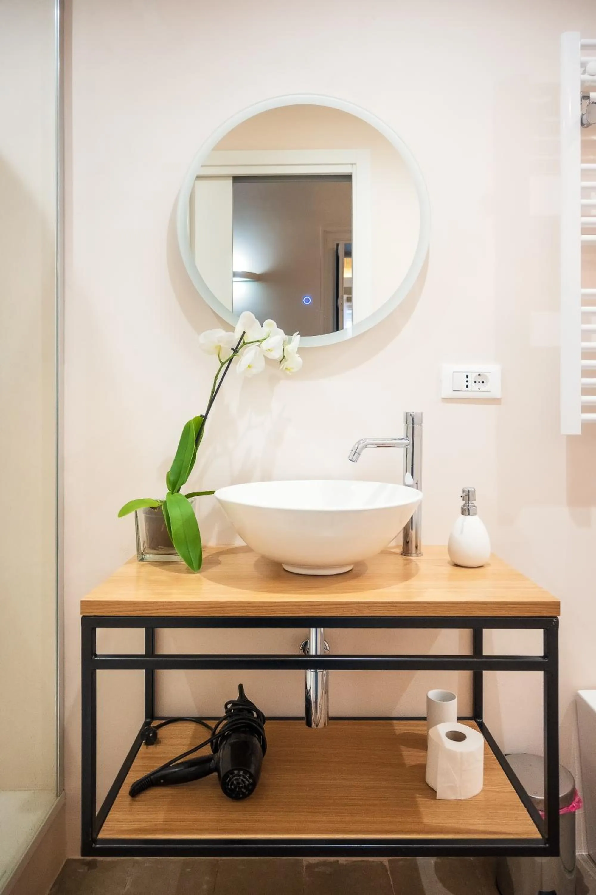Bathroom in casa mo room and suite