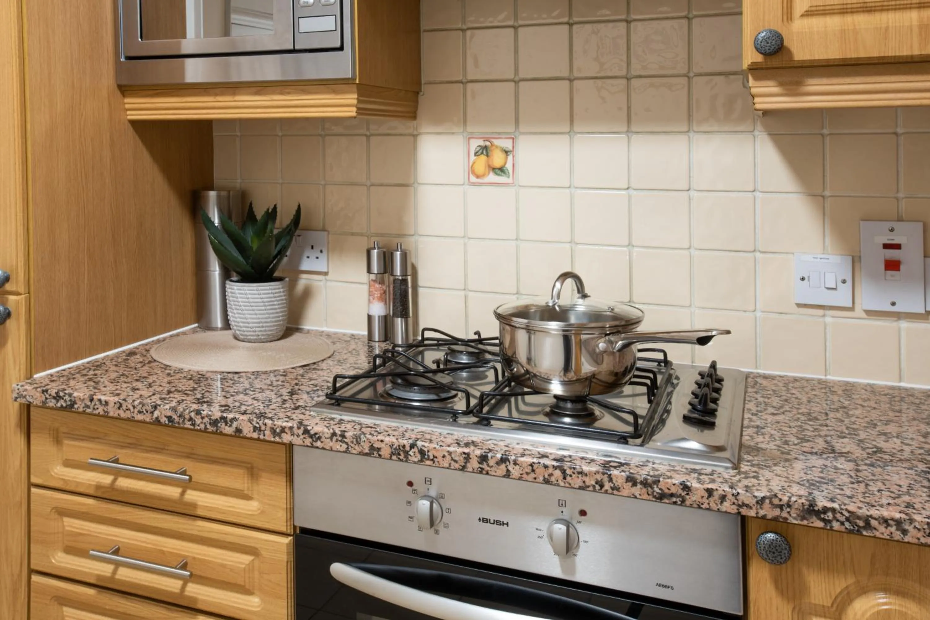 Kitchen or kitchenette in Park Lane Apartments - Clarges Street