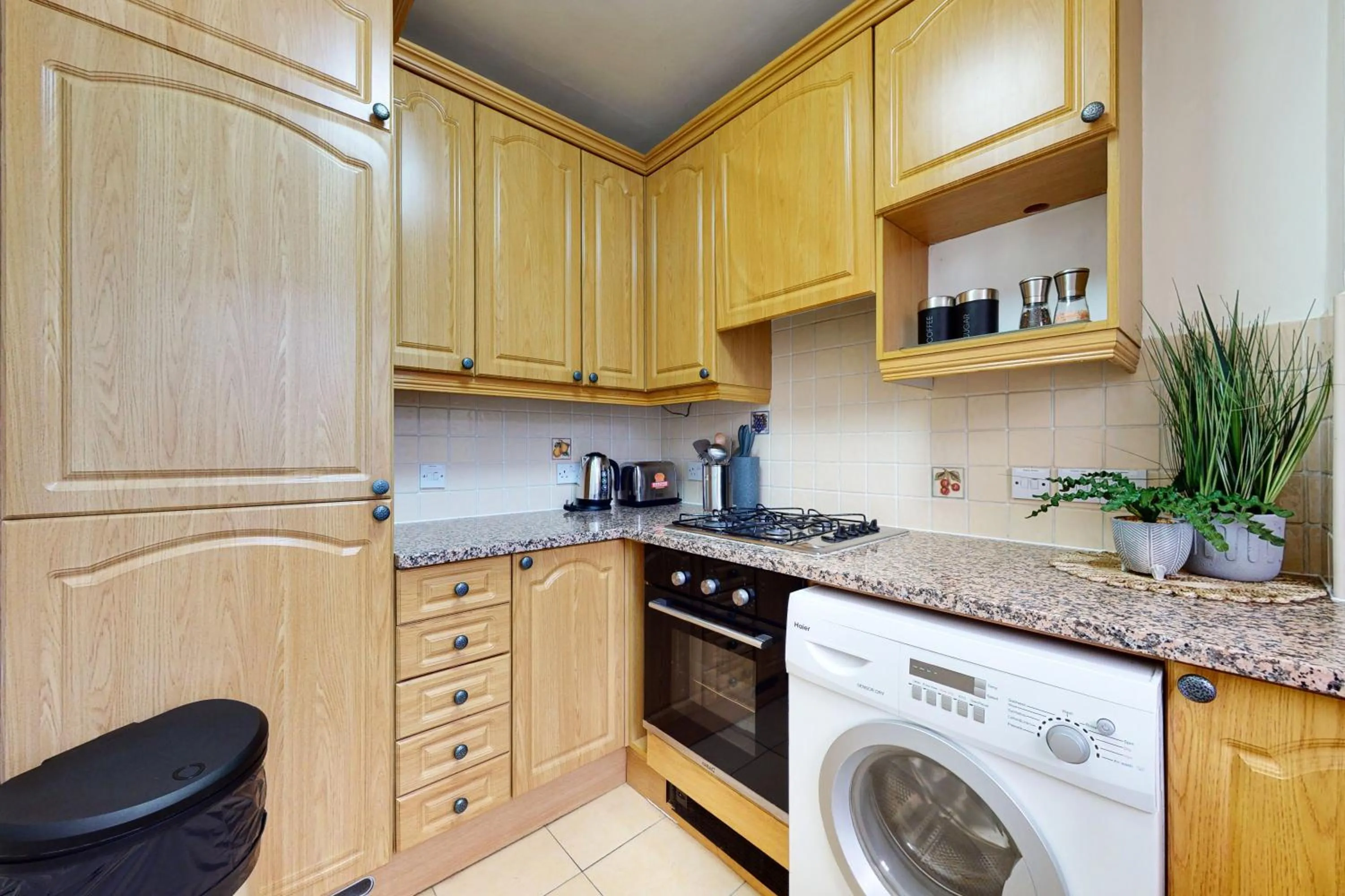 Kitchen or kitchenette in Park Lane Apartments - Clarges Street