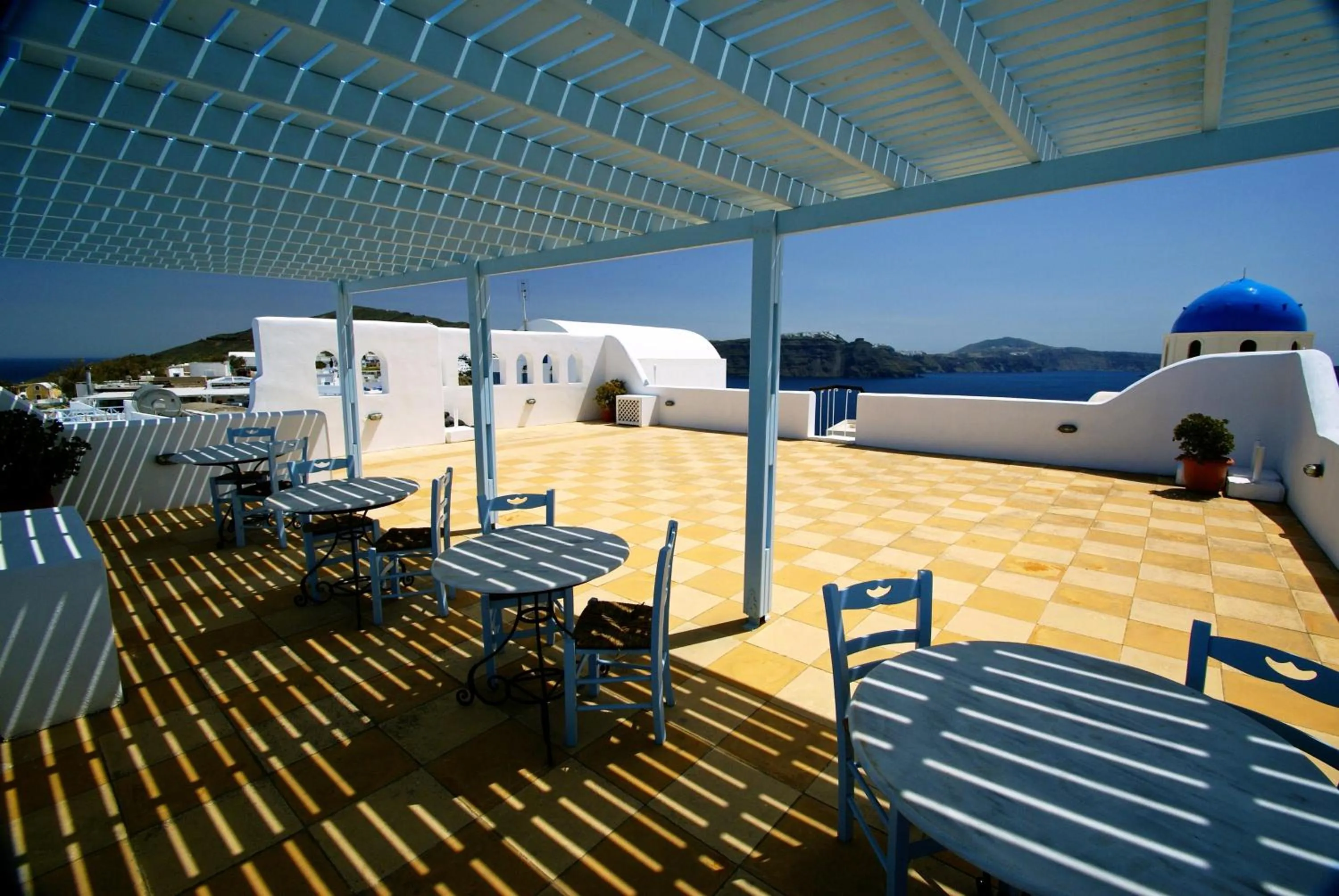 Patio in Aethrio Sunset Village - Oia
