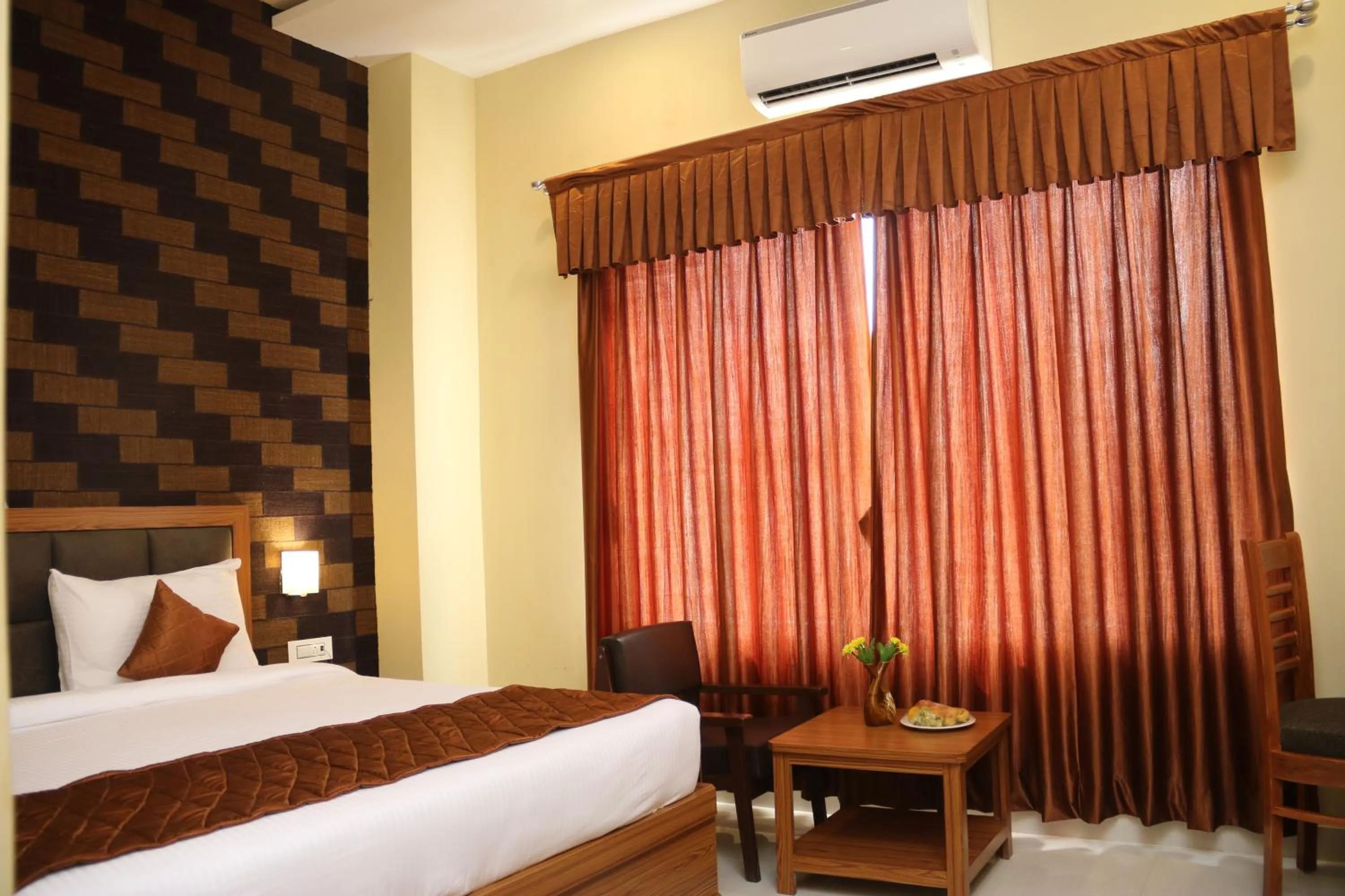 Bed in GenX Mirzapur