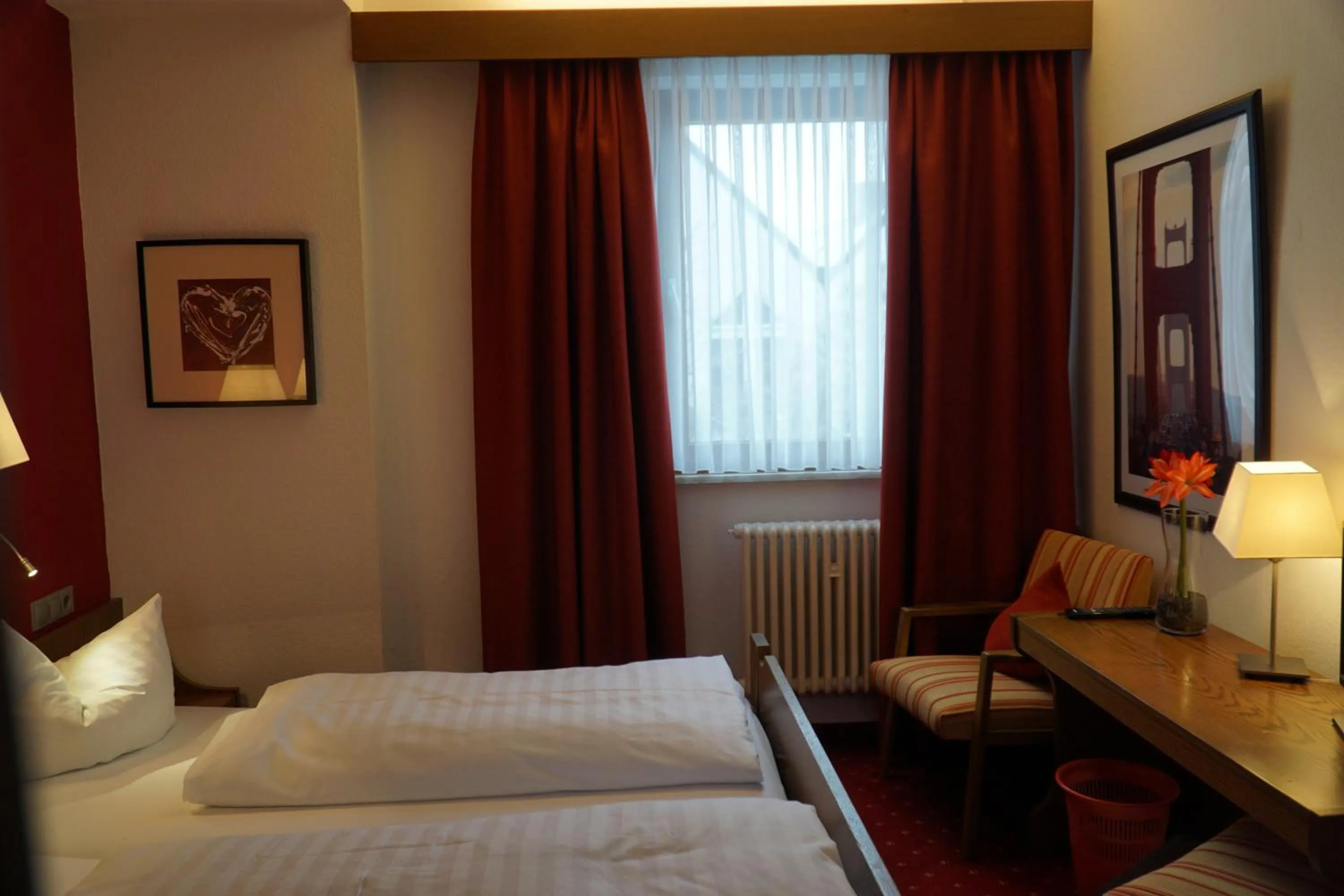 Bed in Hotel zum Goldenen Ochsen