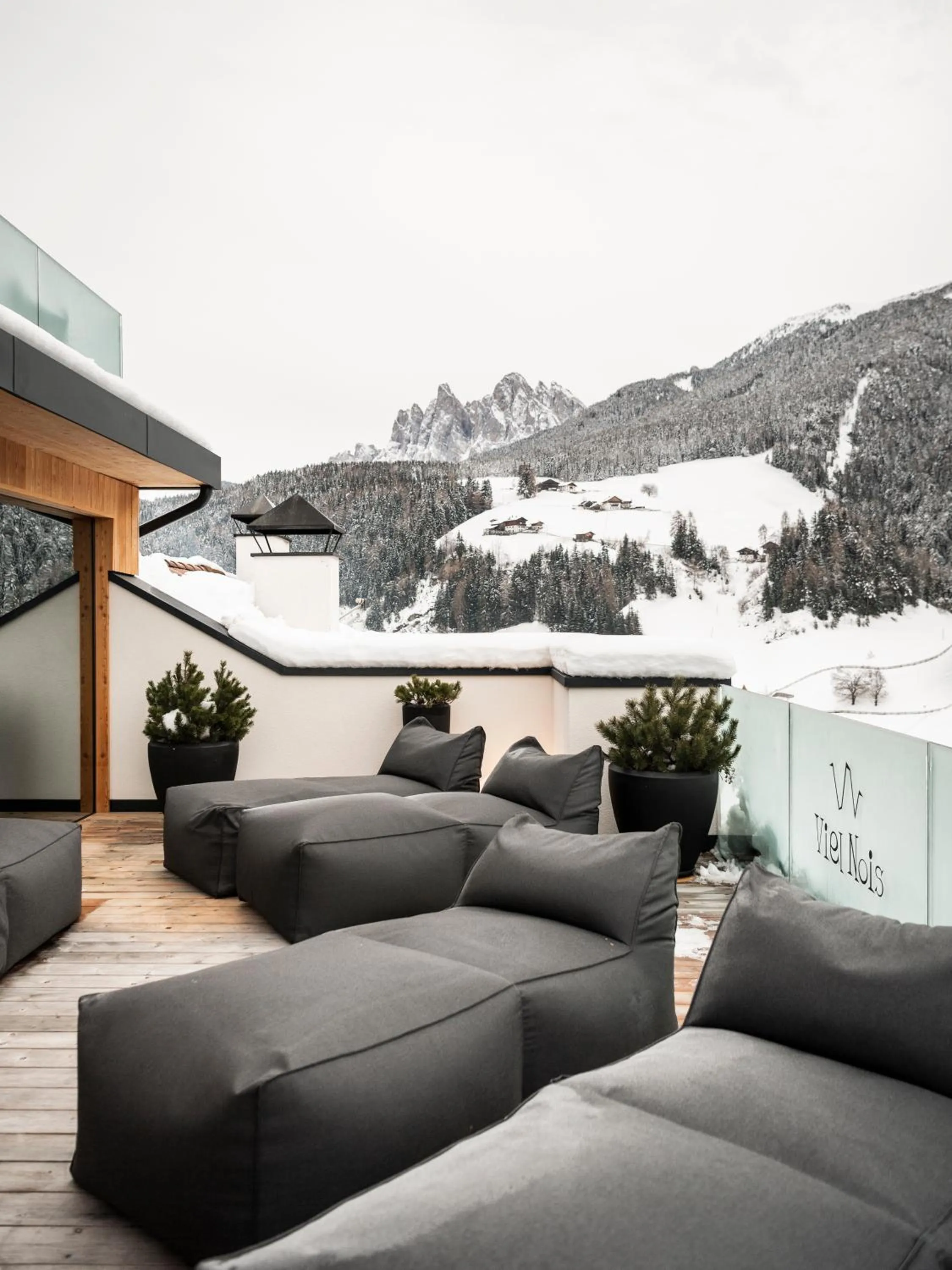 Swimming pool in Viel Nois Guest House