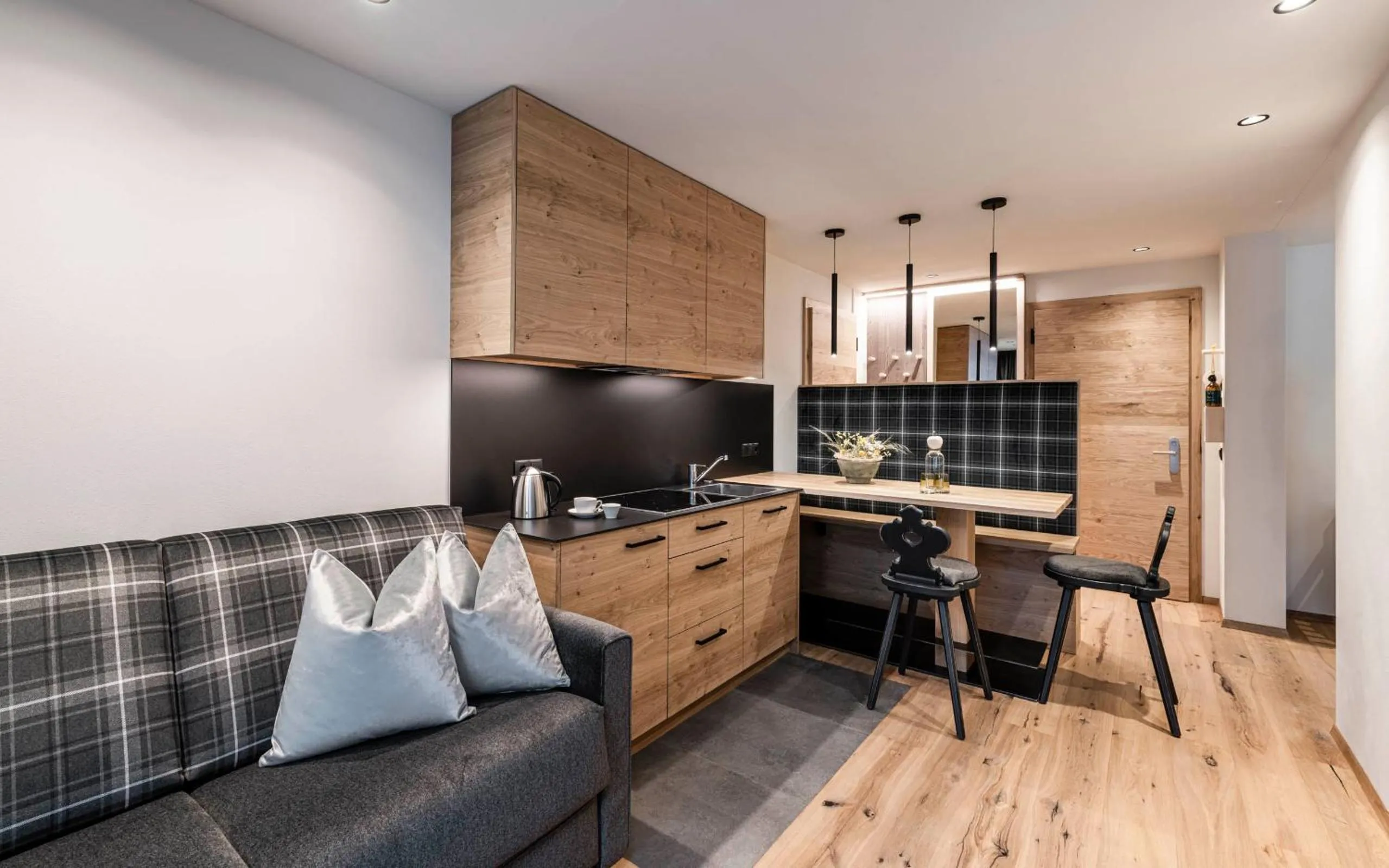 Communal lounge/ TV room in Viel Nois Guest House