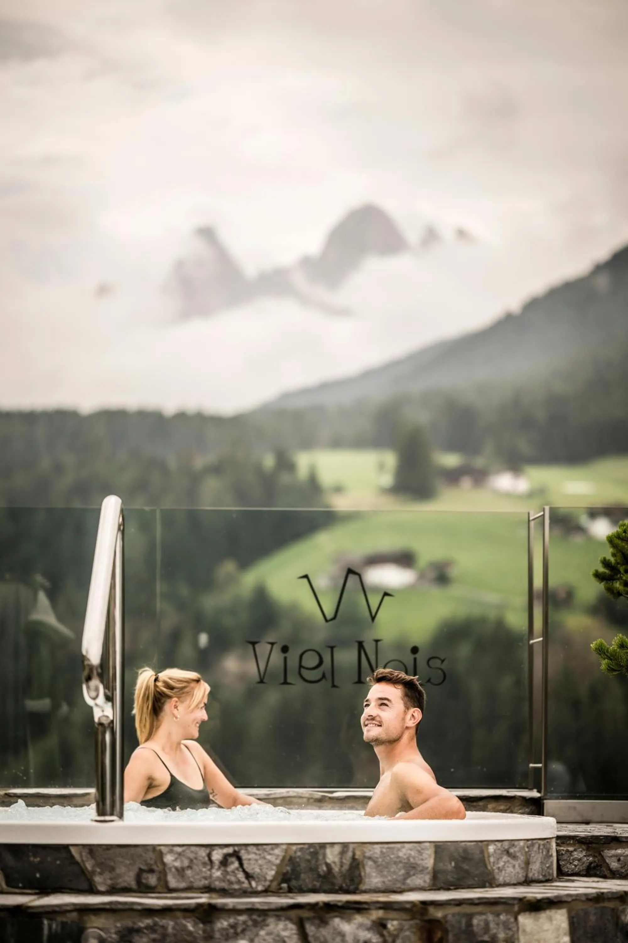 Swimming pool in Viel Nois Guest House