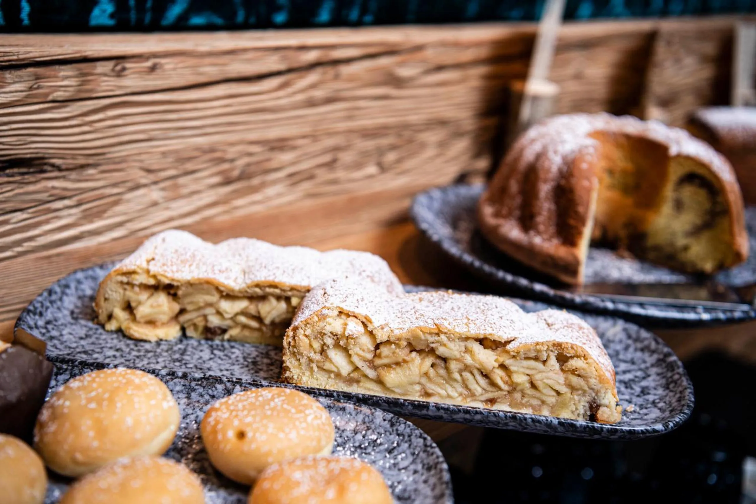 Food and drinks in Viel Nois Guest House