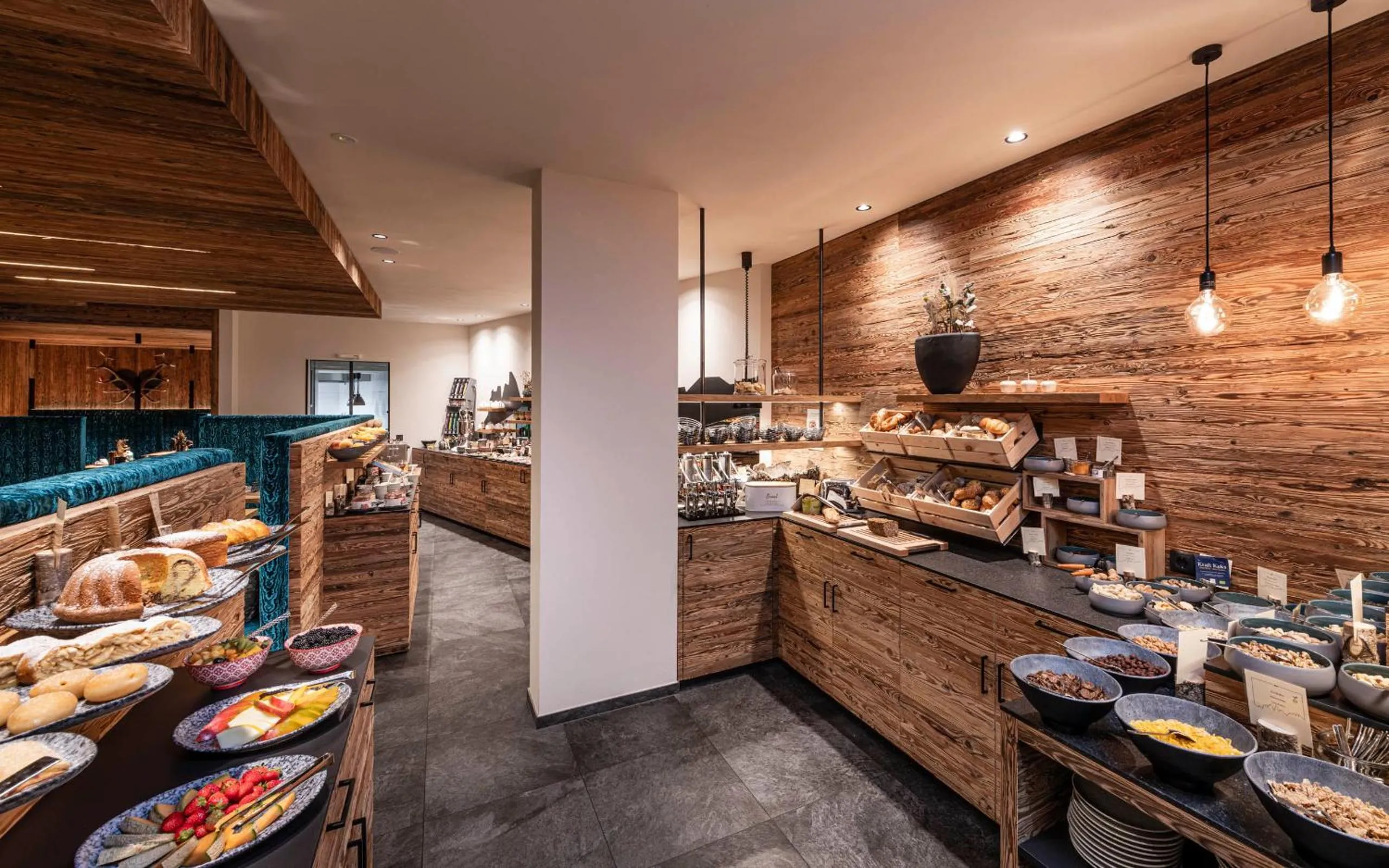 Food and drinks in Viel Nois Guest House