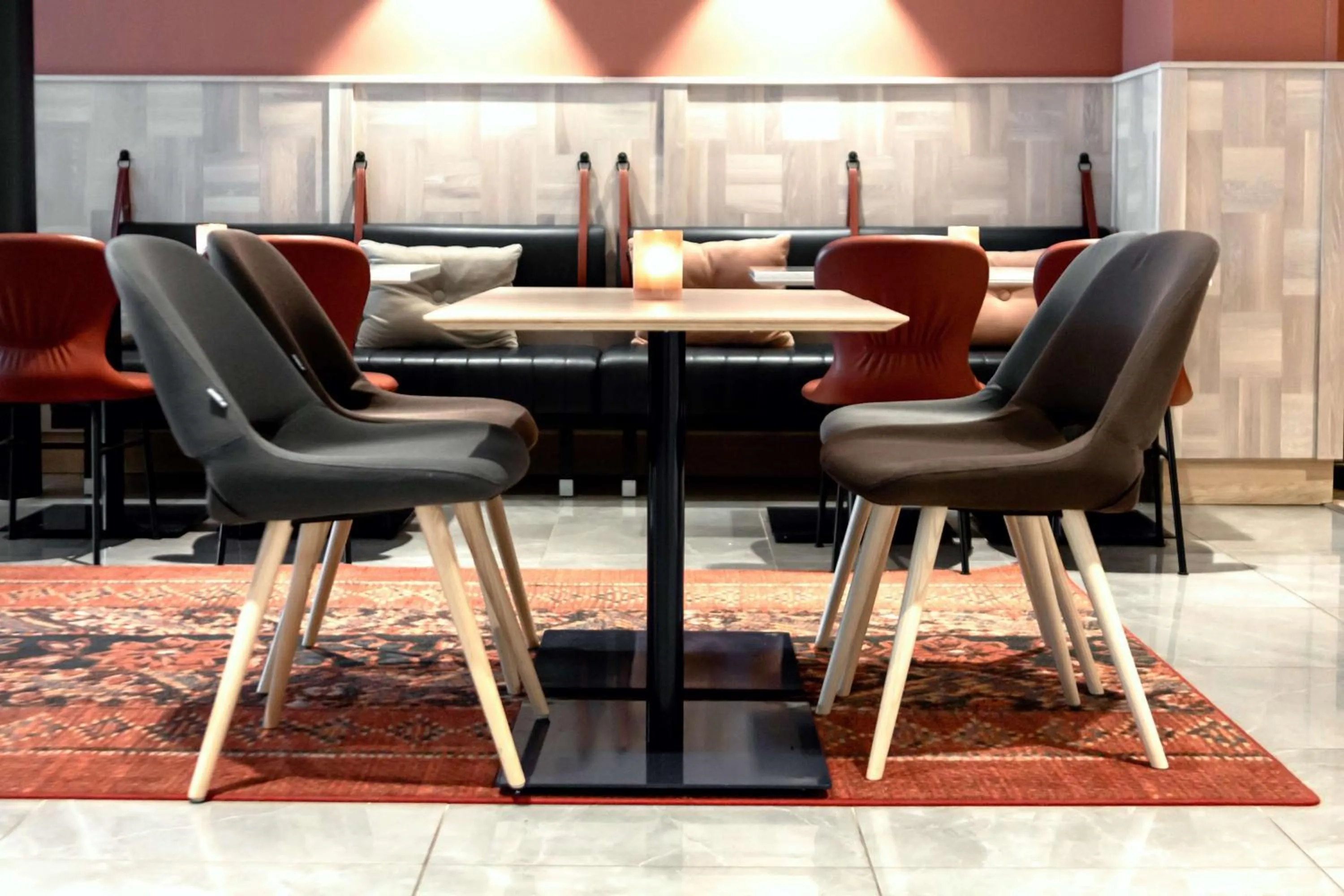 Restaurant/places to eat in Scandic Uplandia