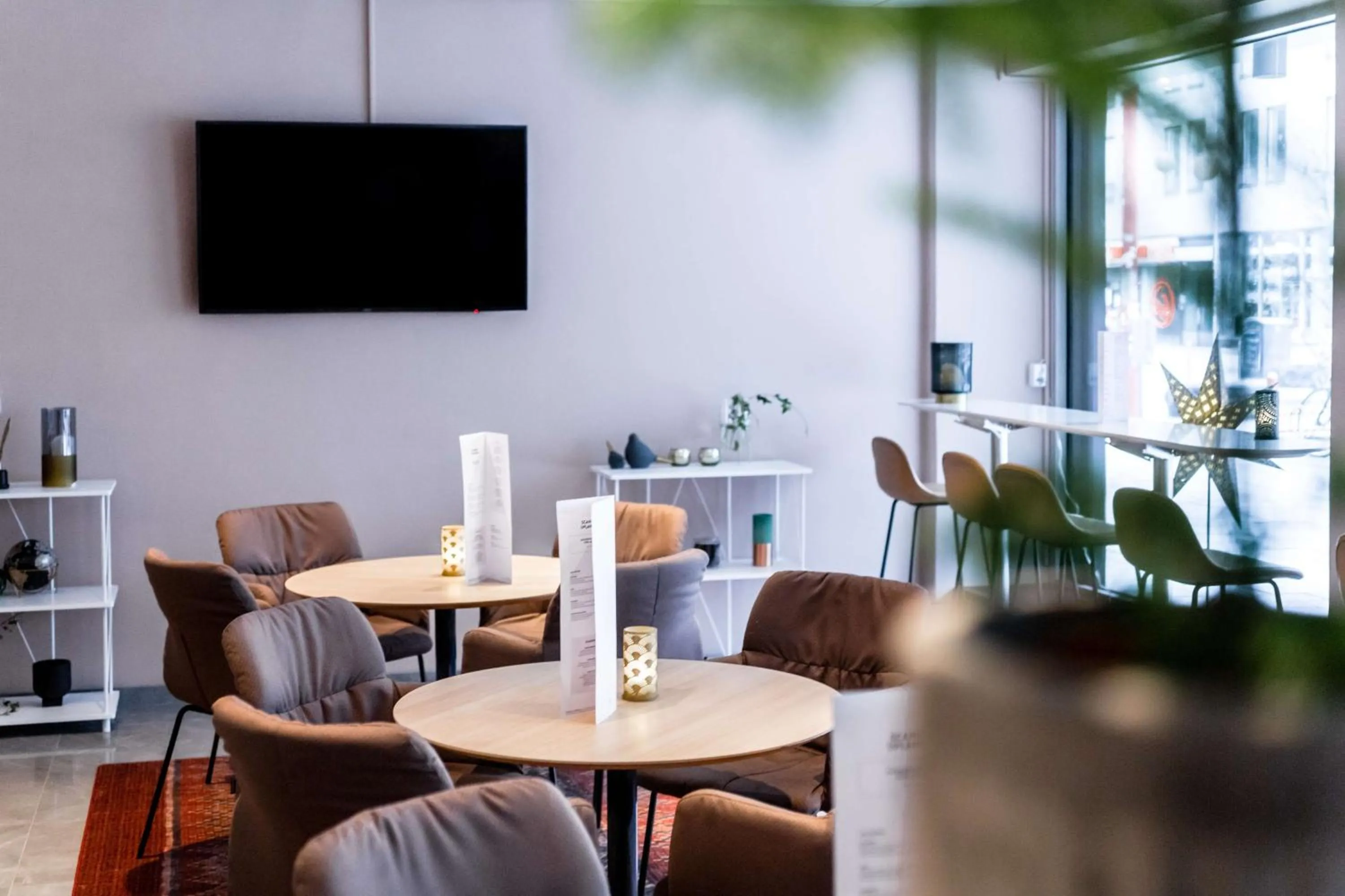 Lounge or bar in Scandic Uplandia