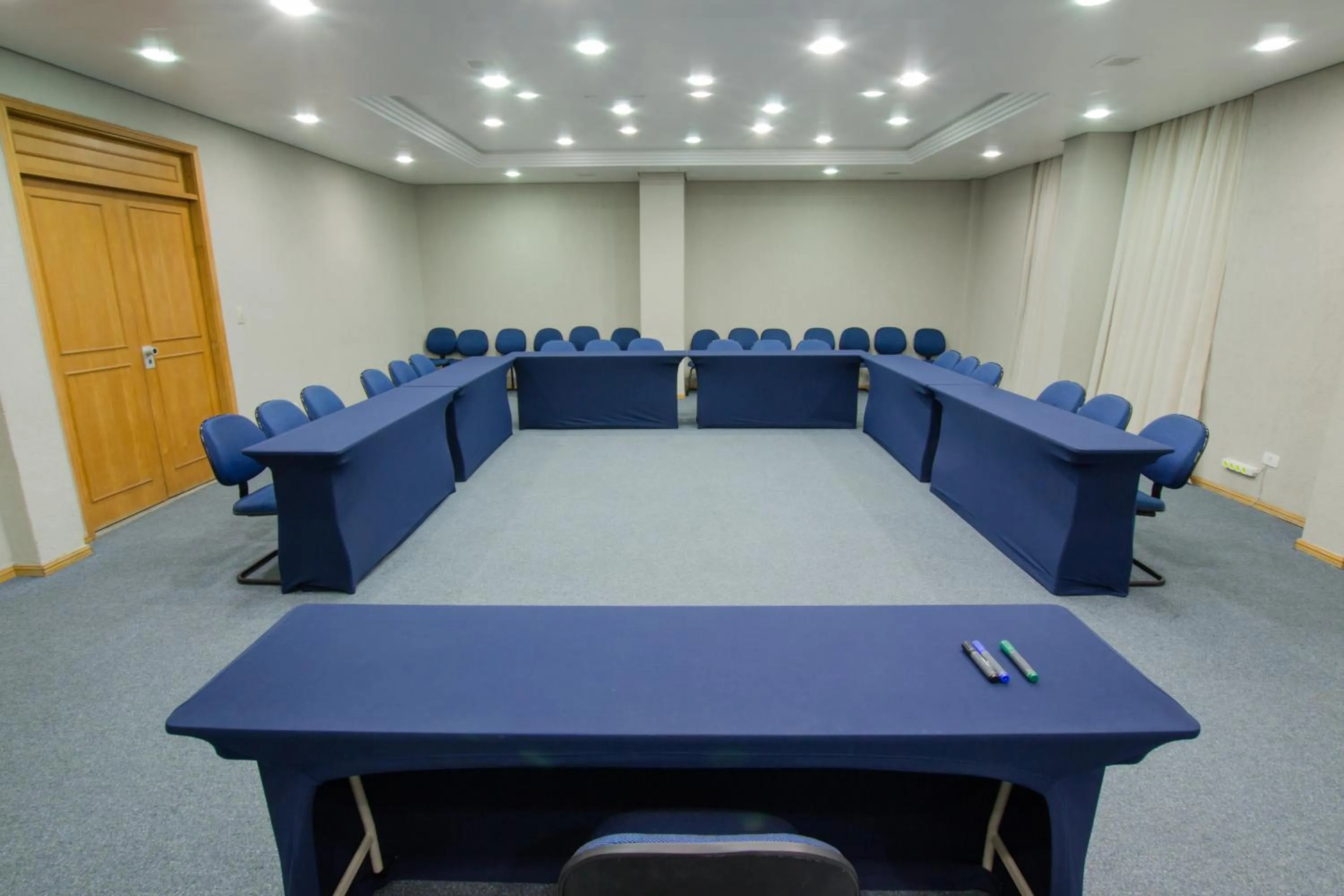 Business facilities in SJ Royal - San Juan Curitiba