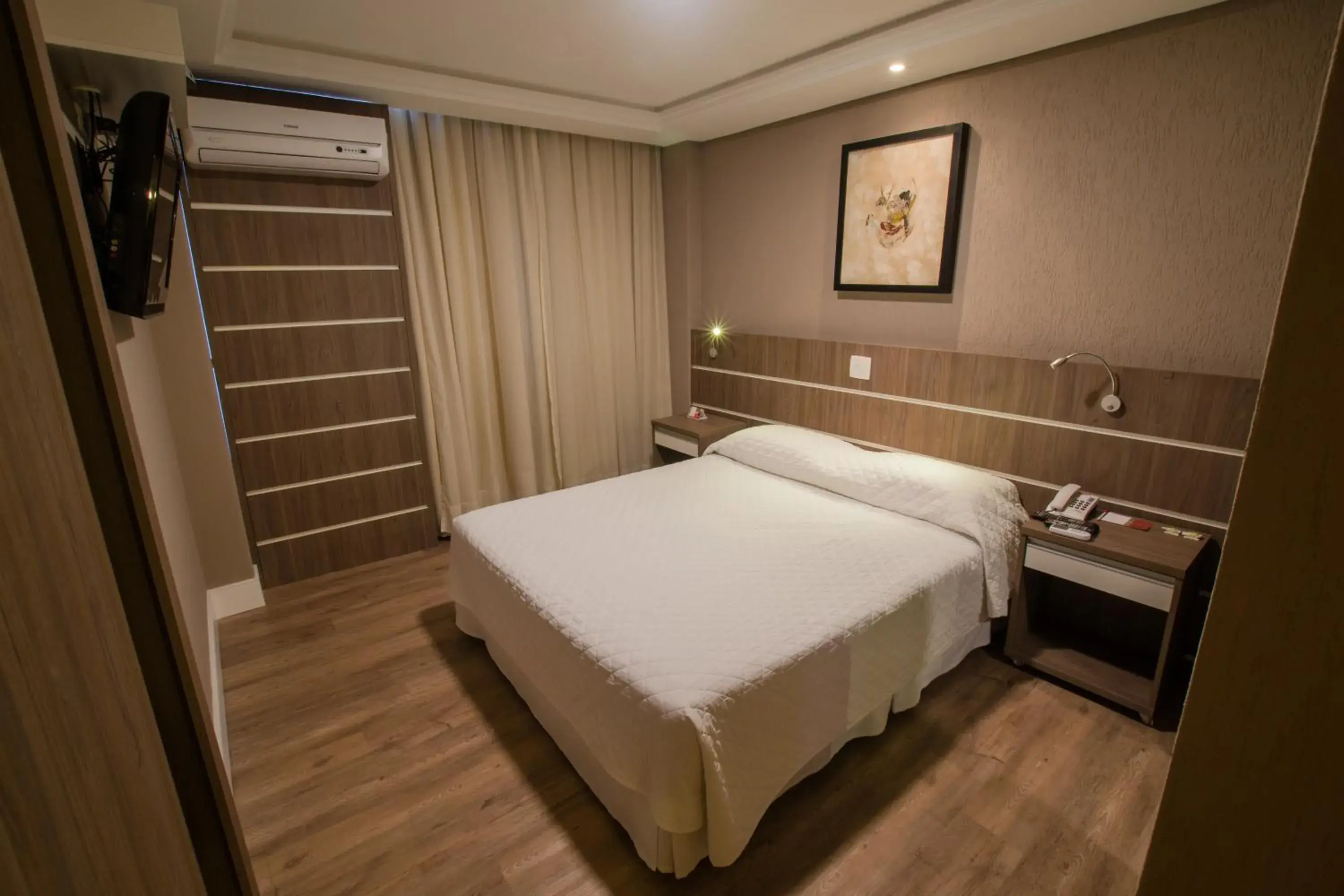 Superior Double Suite With Double Bed in SJ Royal - San Juan Curitiba Superior Double Suite With Double Bed in SJ Royal - San Juan Curitiba