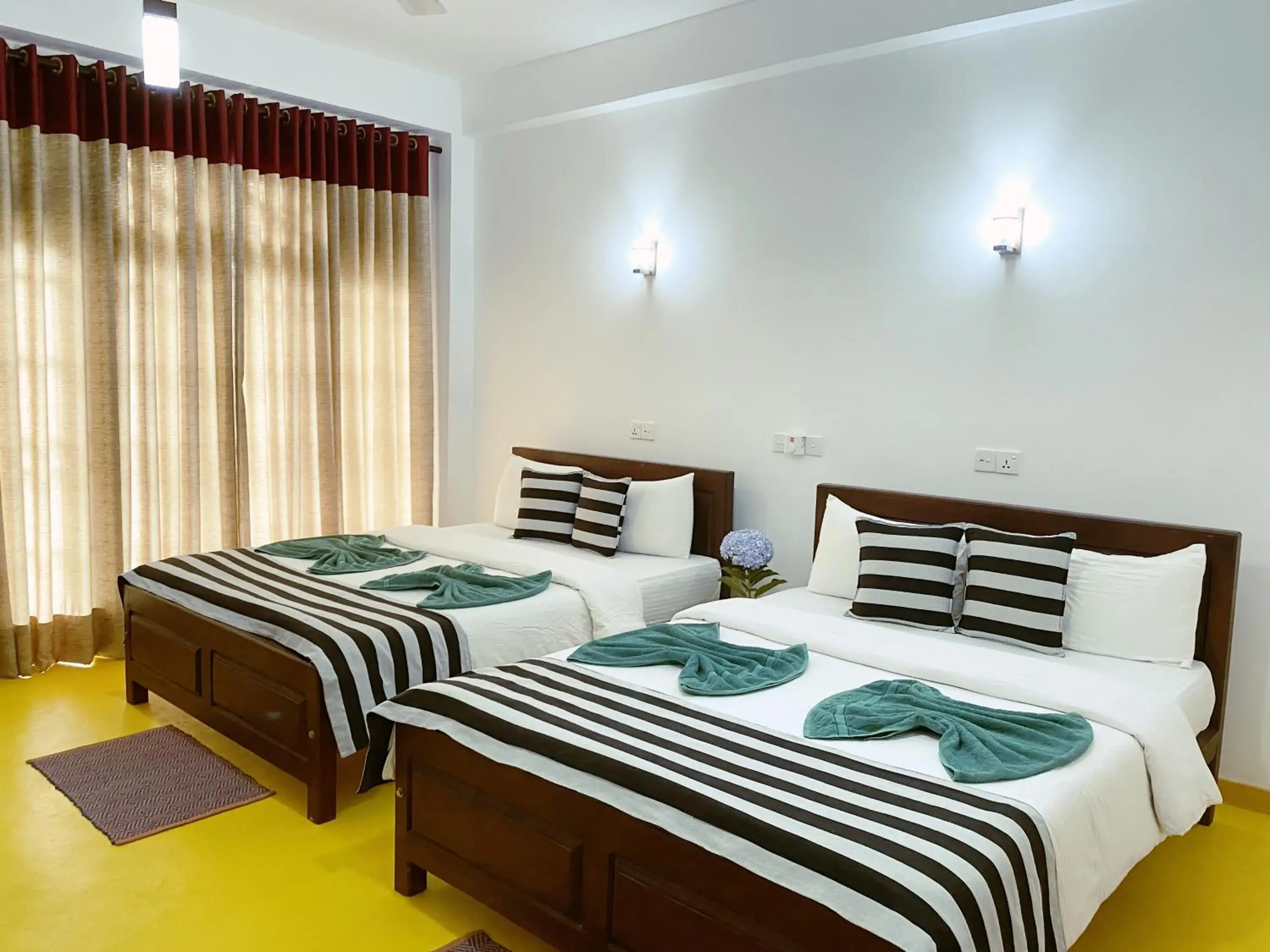 Deluxe Triple Room in Misty Elegance - Ella. Deluxe Triple Room in Misty Elegance - Ella.