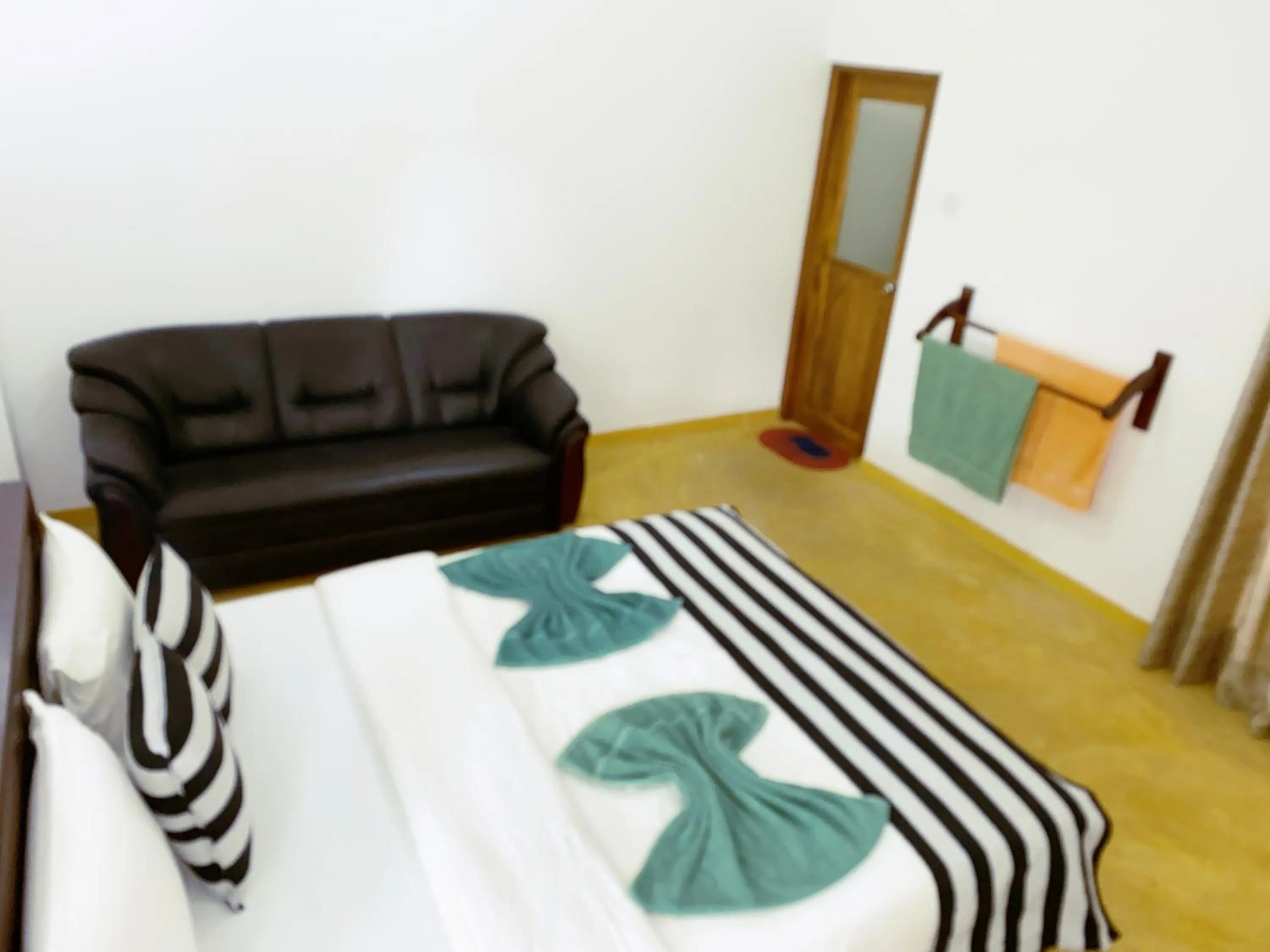 Bedroom, Bed in Misty Elegance - Ella.