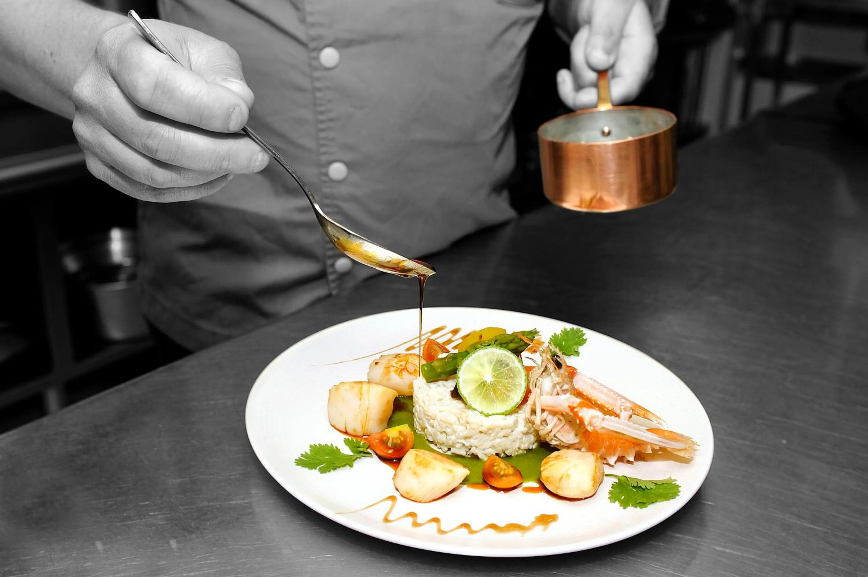 Food close-up in Logis Hotels Restaurant le SAINT-JACQUES -Cloyes les 3 Rivieres