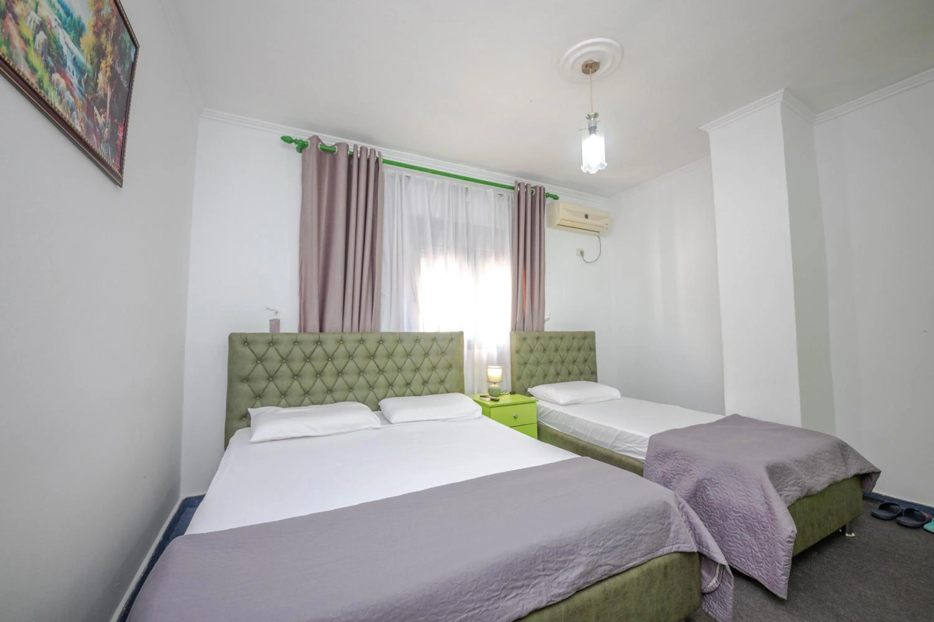 Bedroom, Bed in Hotel 3A