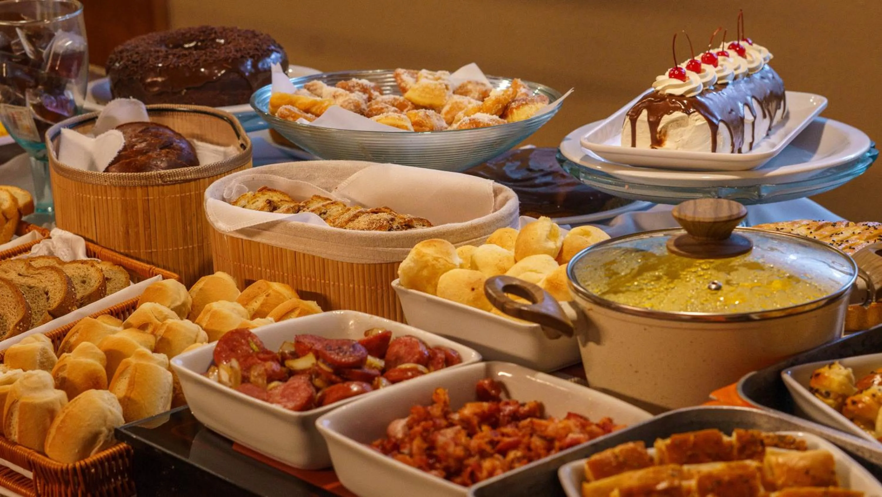 Food and drinks in SJ Jaguariaíva - San Juan Jaguariaíva