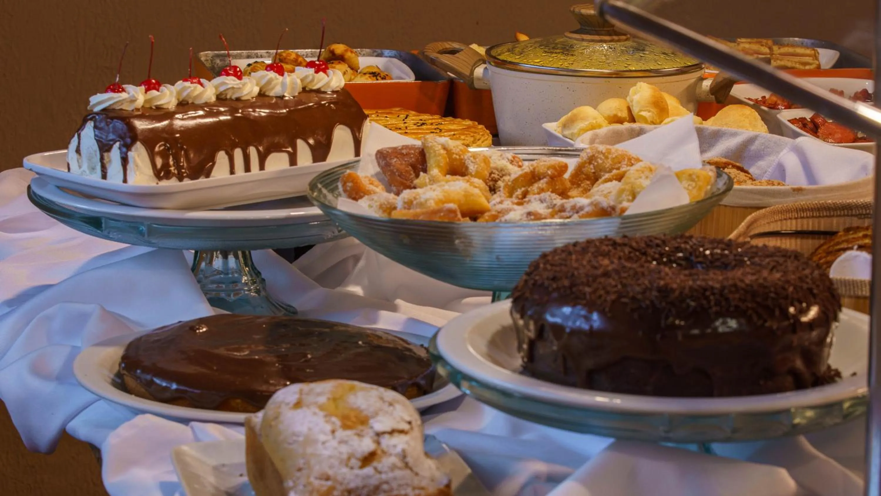 Food and drinks in SJ Jaguariaíva - San Juan Jaguariaíva